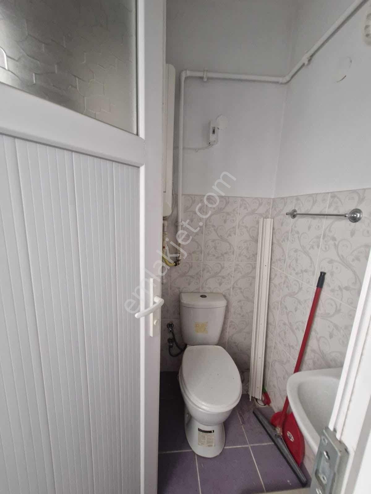 Zengin İnşaat Tan Satılık Cadde Üstü Daire Tranvaya 3 Dakika