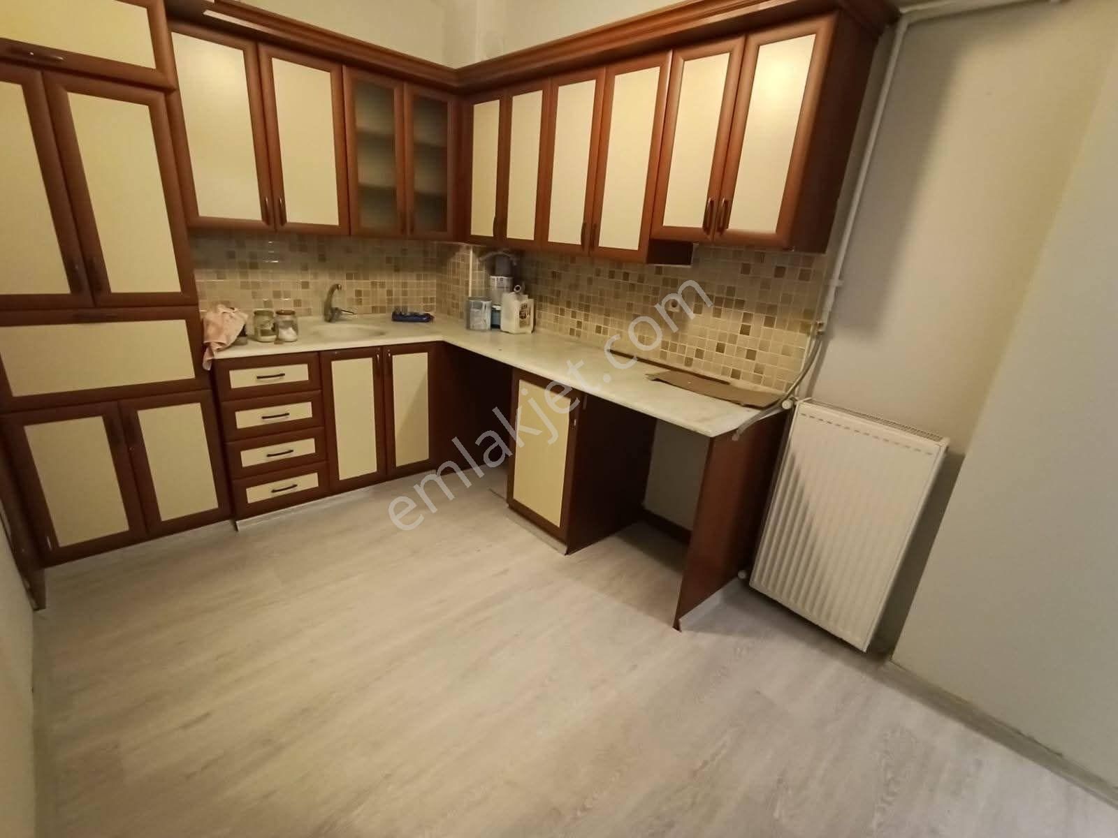 Samsun İlkadım Rasathane Mahallesi'nde Asansörlü 2+1 Satılık Daire