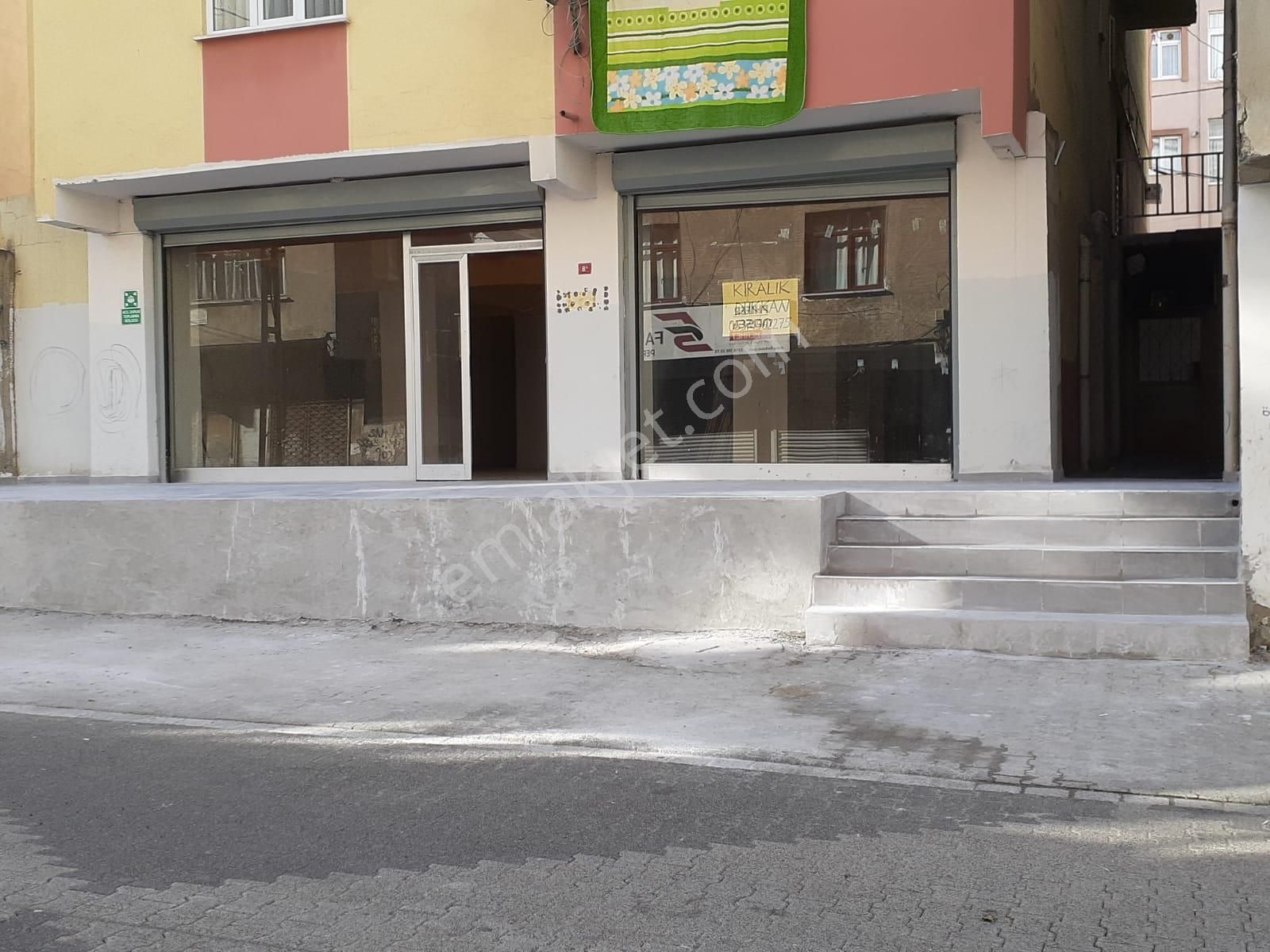 Sultanbeyli Abdurrahmangazi Mahallesinde 200 M2 Kiralık Dükkan