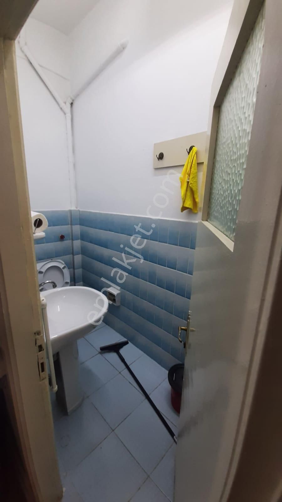 Bostanlı Merkezde Kiracılı 35 M2 Satılık Dükkan - Görsel 7