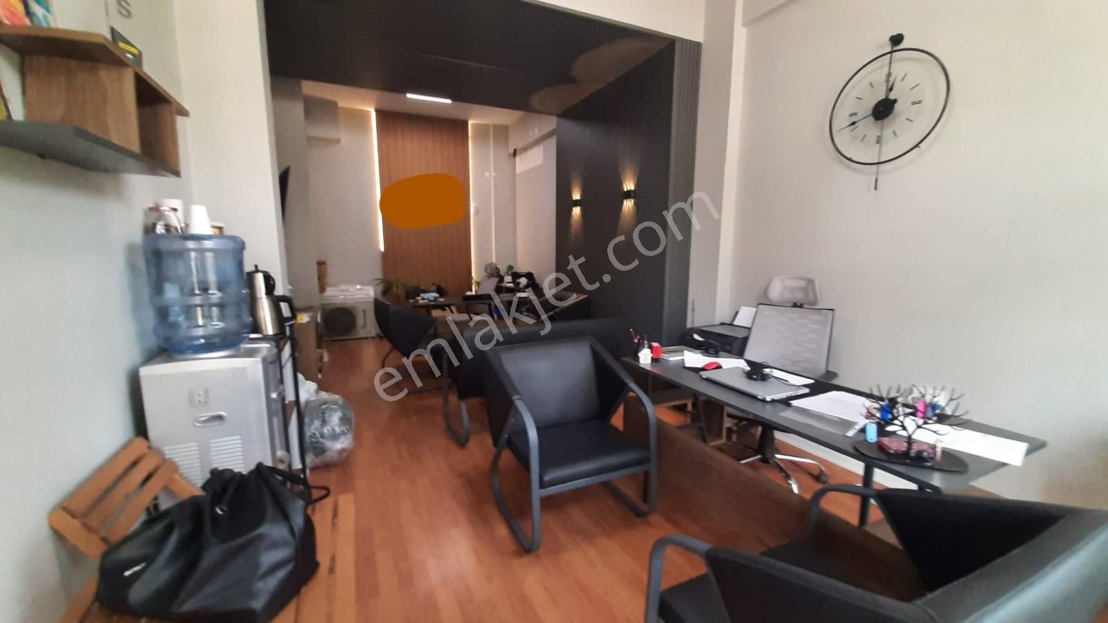 Bostanlı Merkezde Kiracılı 35 M2 Satılık Dükkan - Görsel 3