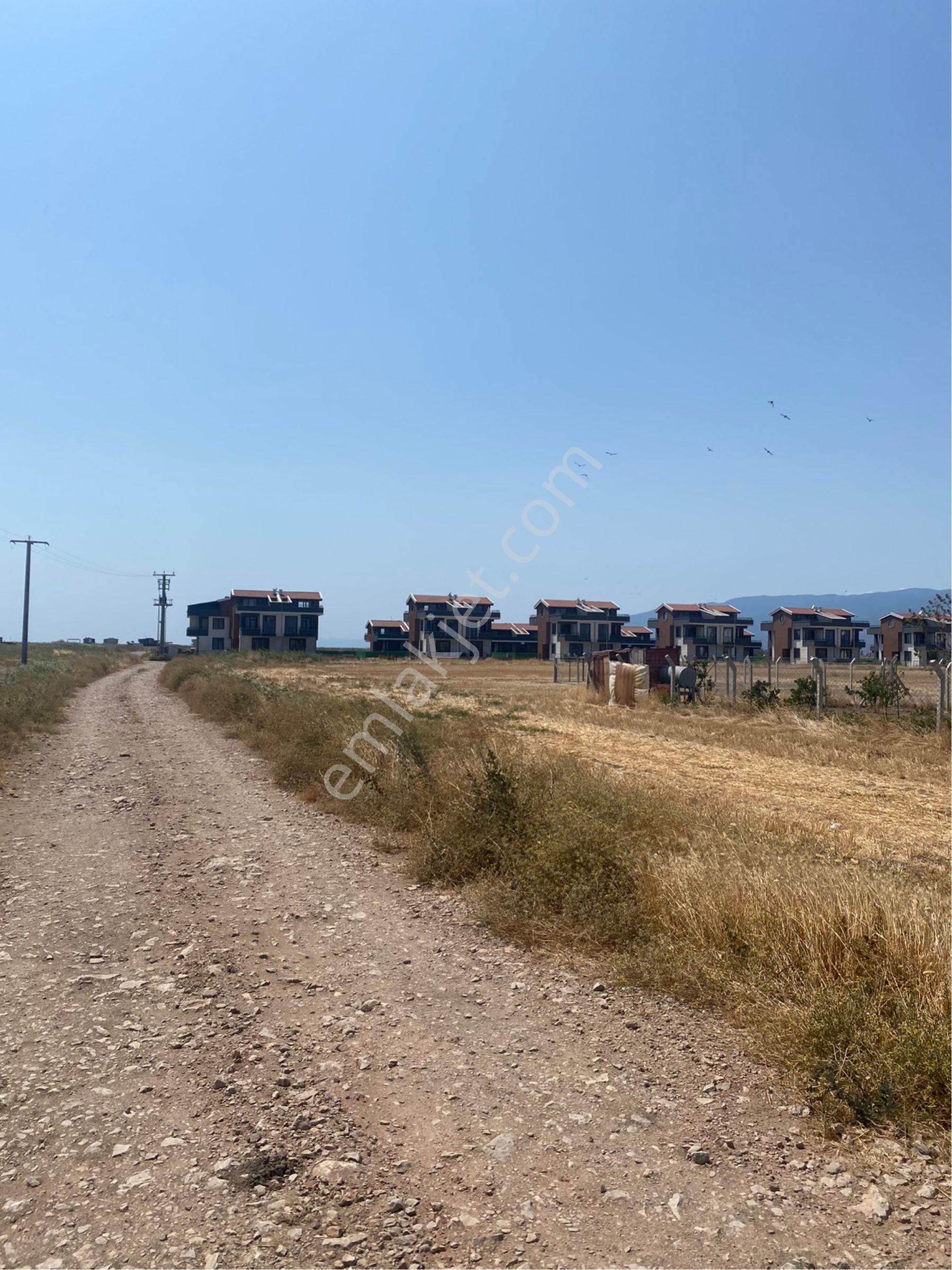 ✅ ✅ İmza Emlak'tan Satılık Çıkrıkçı Mevkisinde 2.5 Kat İmarlı 350 M2 Arsa