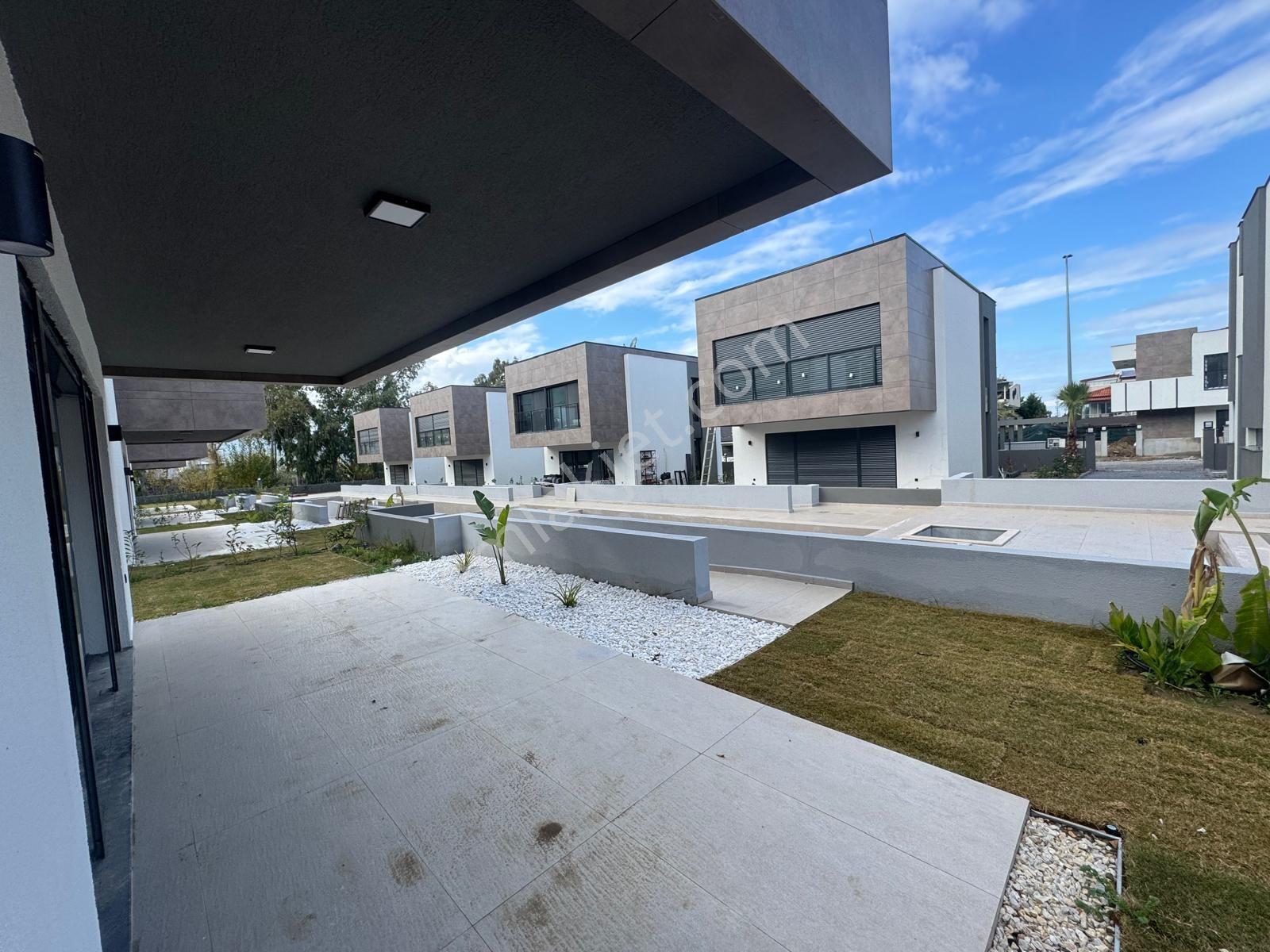 Güzelçamlı’da Sahile 700mt 3+1 135m2 Müstakil Müşterek Havuzlu Lux Avilla - Görsel 12