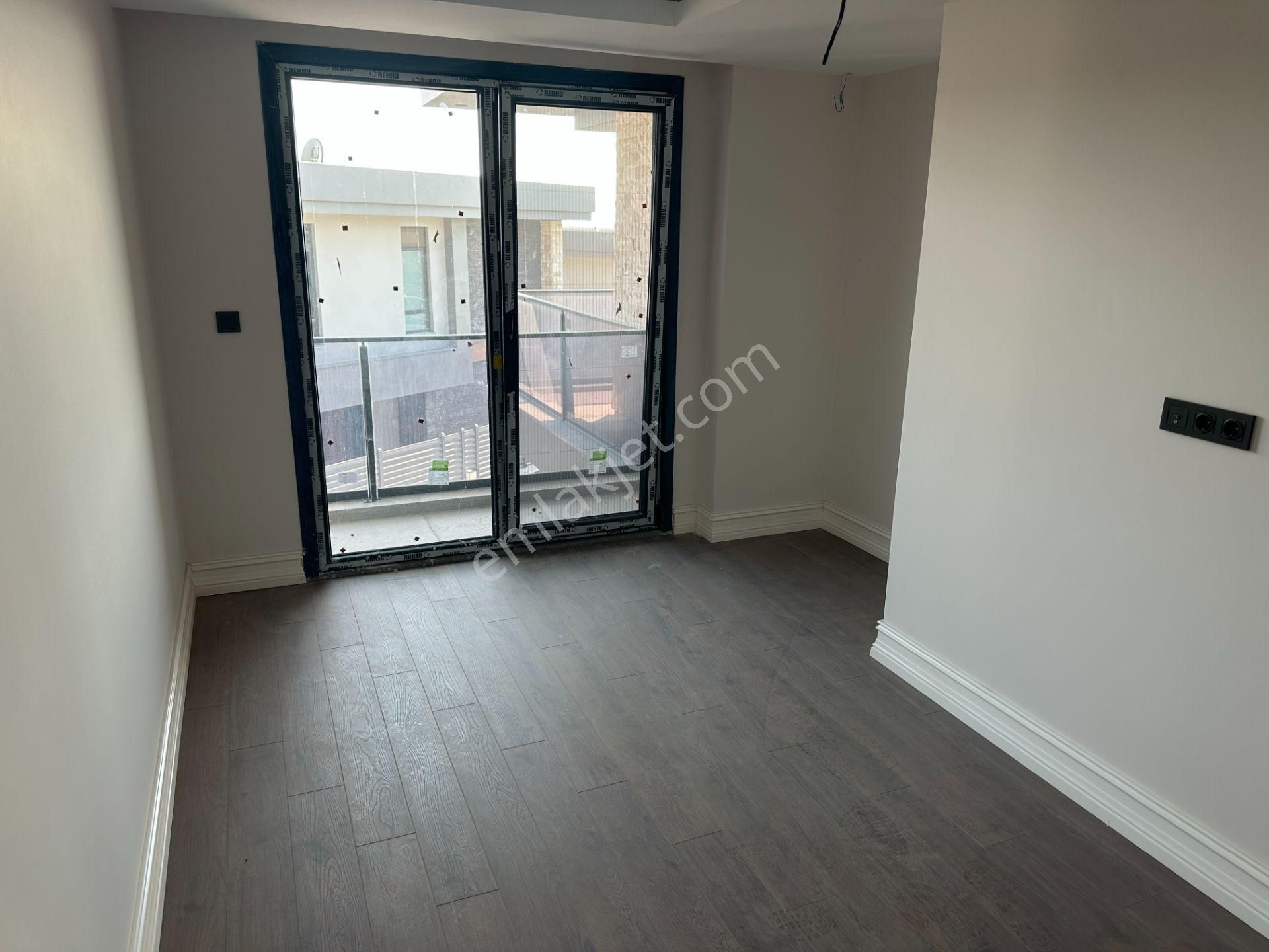 Tuzla Tepeörenin Ultra Lüks Projesi, Özel Dekorlu Satılık Villa - Görsel 27