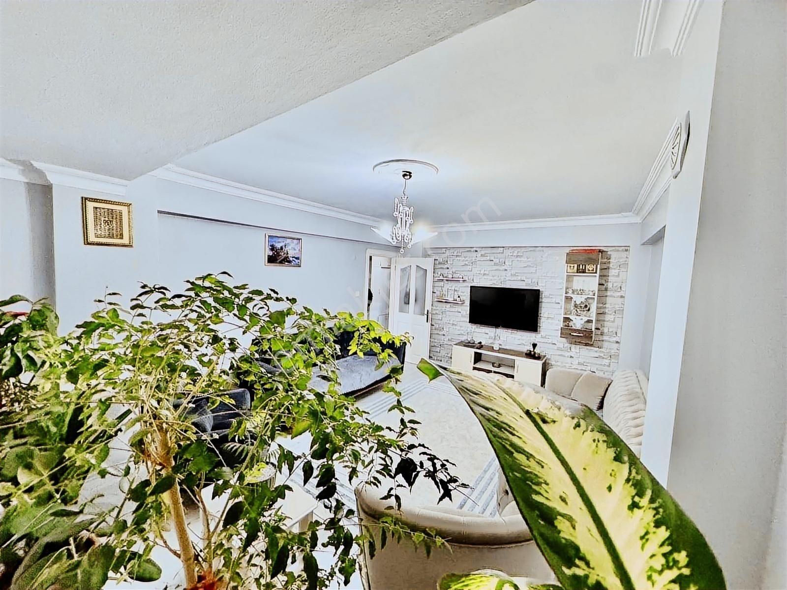 Alaçatı Dan Esentepe Mah.nde 200 M2 4+2 Masrafsız Dubleks Daire - Görsel 22