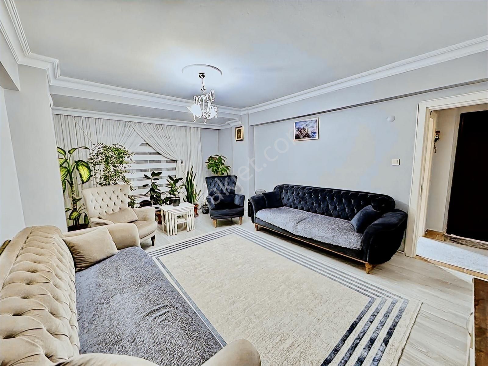 Alaçatı Dan Esentepe Mah.nde 200 M2 4+2 Masrafsız Dubleks Daire - Görsel 19