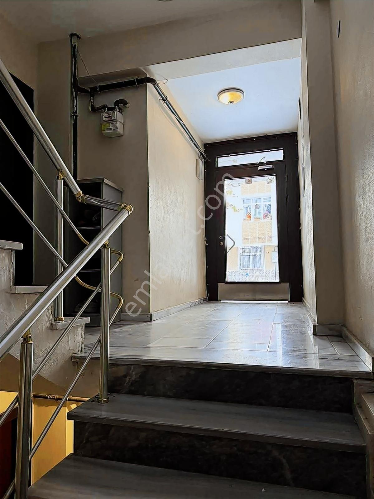 Alaçatı Dan Esentepe Mah'nde 10 Yaş.180 M2 Ters Dubleks Daire - Görsel 28