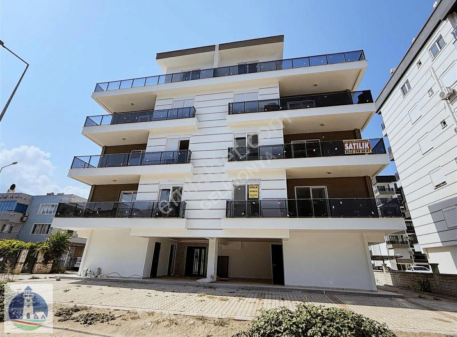 Kum Mahallesinde Denize 100 Metre Mesafede Satılık 2+1 Daire