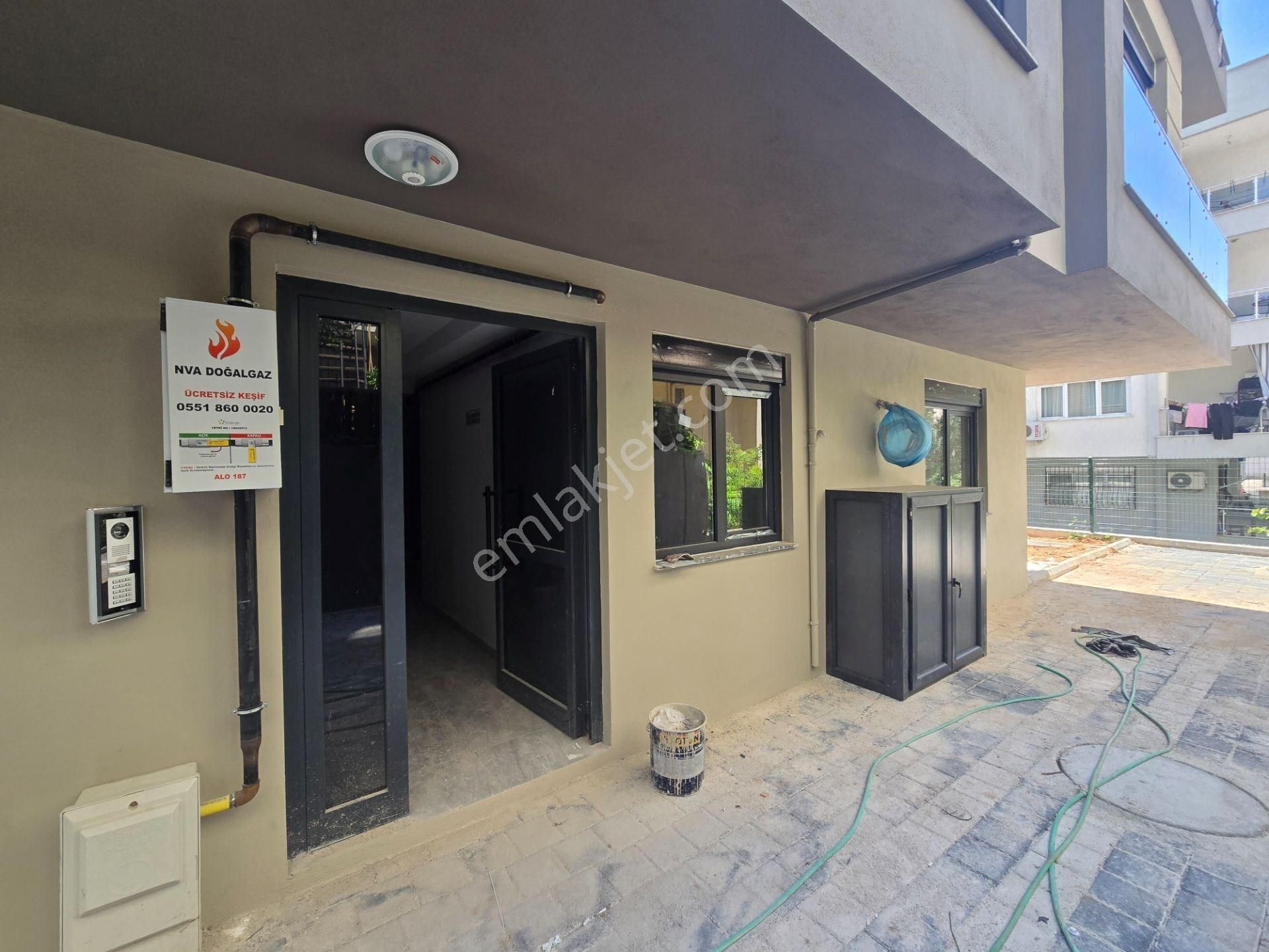B.onat Cd Giriş Kat Bahçe Kullanımlı Doğalgazlı Sıfır 2+1 Daire!