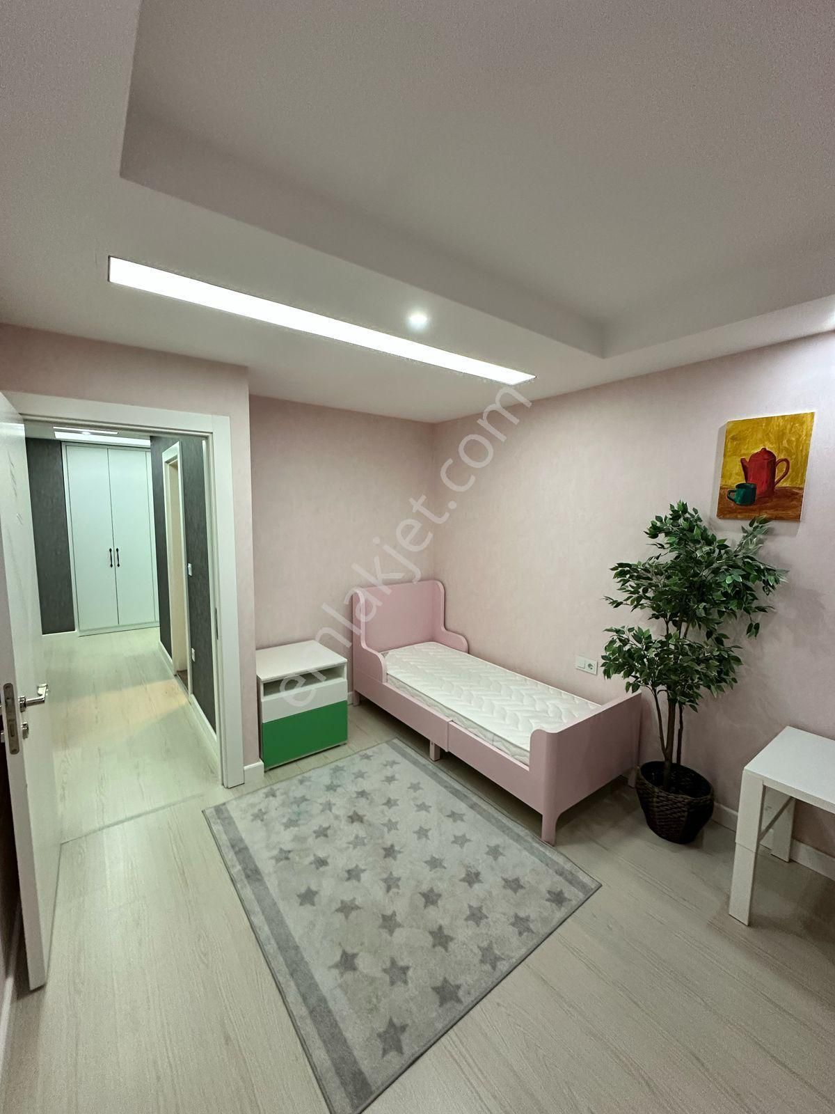 Alanya Mahmutlar'da – 3+1 Eşyalı Daire | 3. Kat