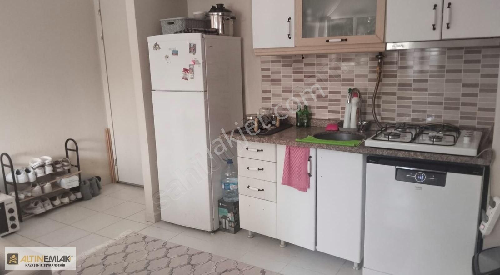 13 Bölgede Satılık 1+1 Arakat Yatırımcıya Uygun - Görsel 2