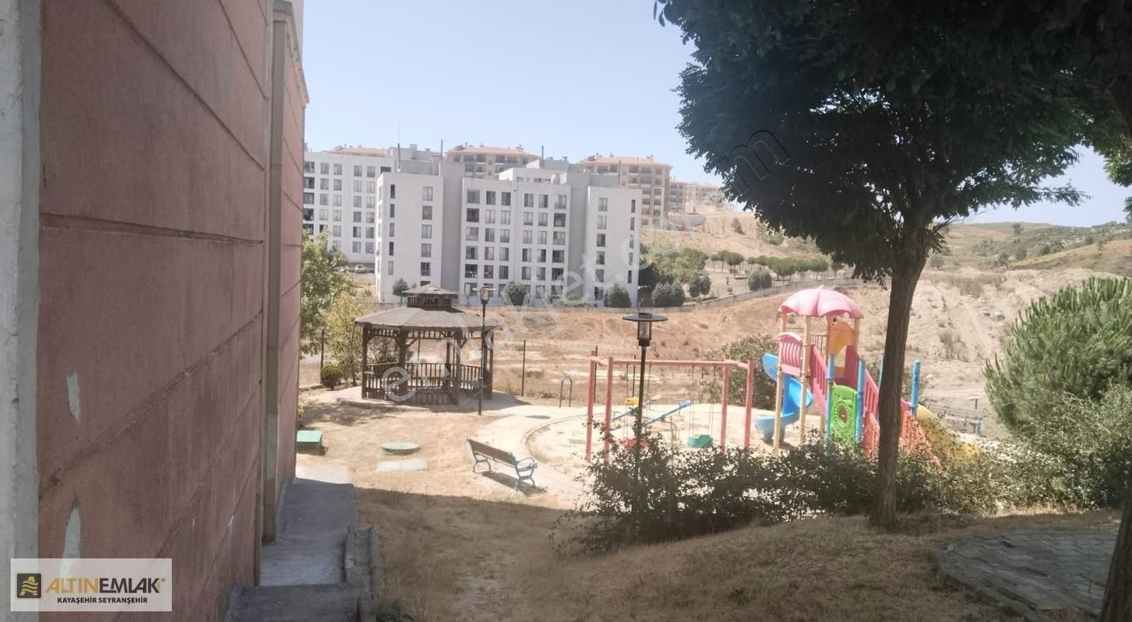 13 Bölgede Satılık 1+1 Arakat Yatırımcıya Uygun - Görsel 15