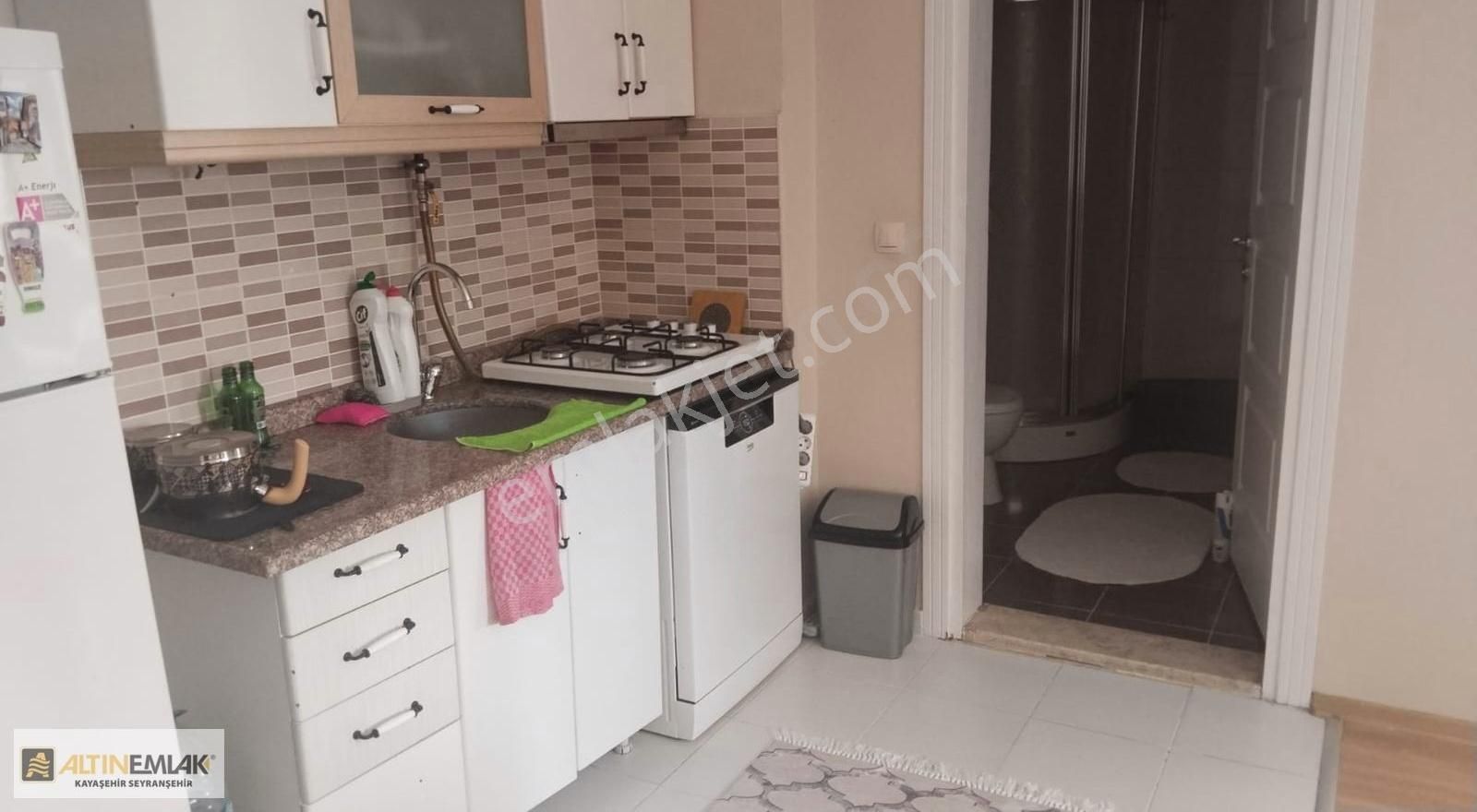 13 Bölgede Satılık 1+1 Arakat Yatırımcıya Uygun - Görsel 17