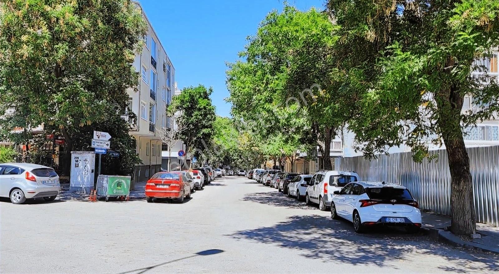 Kızılay Yakını Jandarma Karşısı