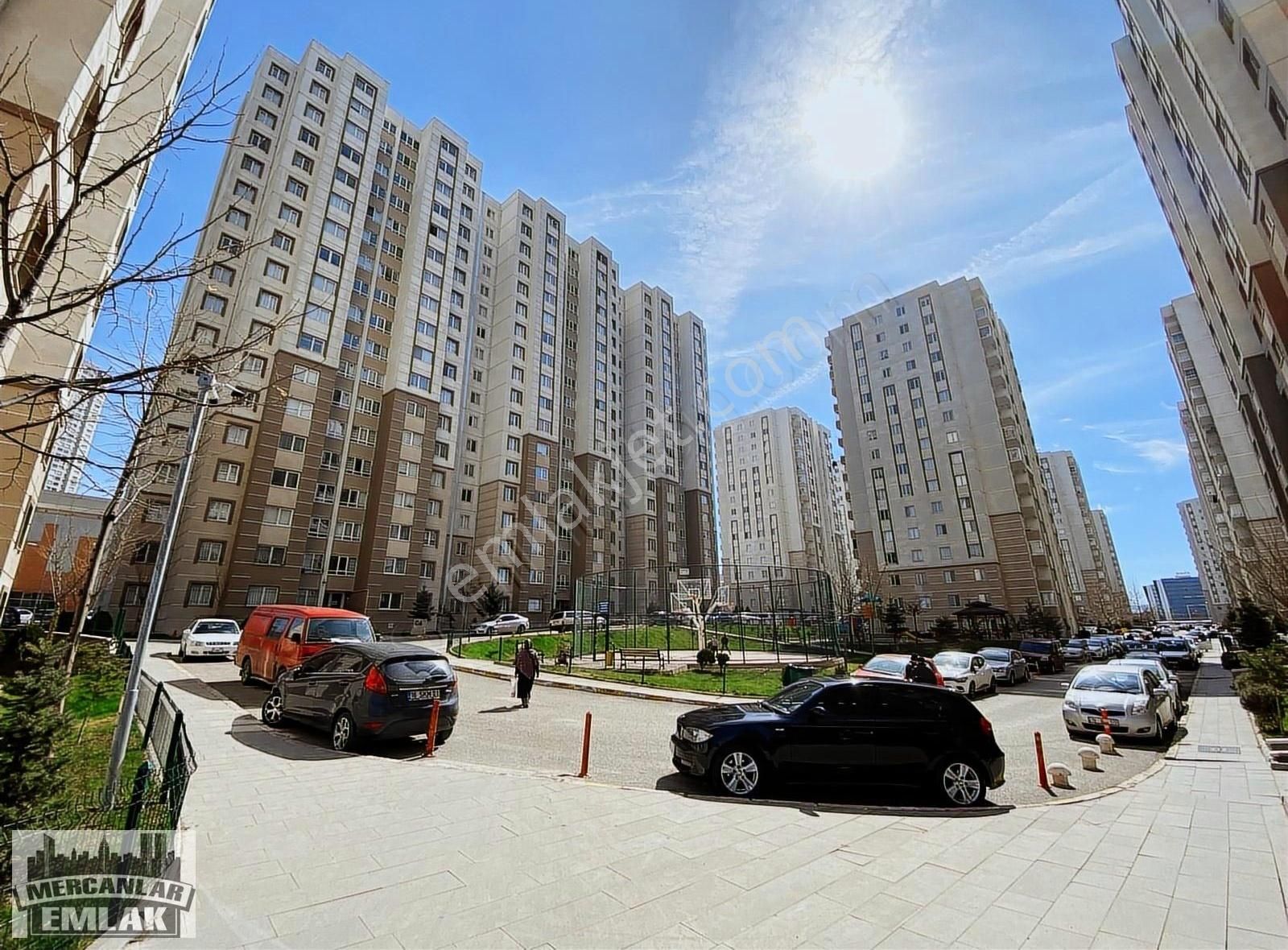 Mercanlardan M.akif Ersoy Konutlarında 2+1 Acil Satılık Daire
