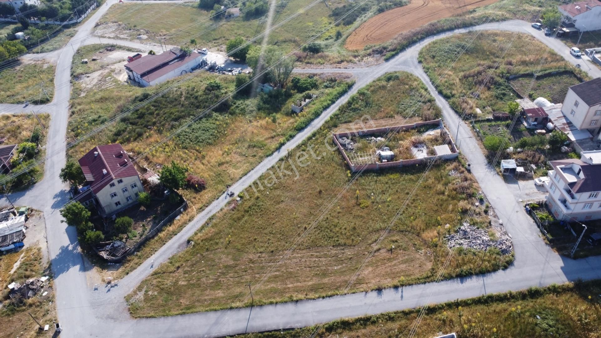 Fırsat Fiyatlı Arnavutköy'de 470 M² Konut İmarlı Arsa