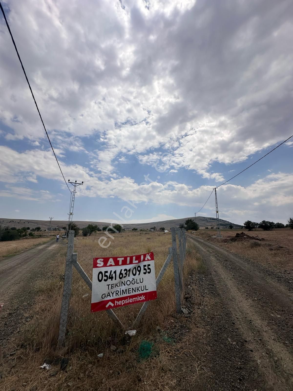 🌾 Karadiğin’de Yatırımlık 4.300 M² Tarla – Altyapı Hazır!