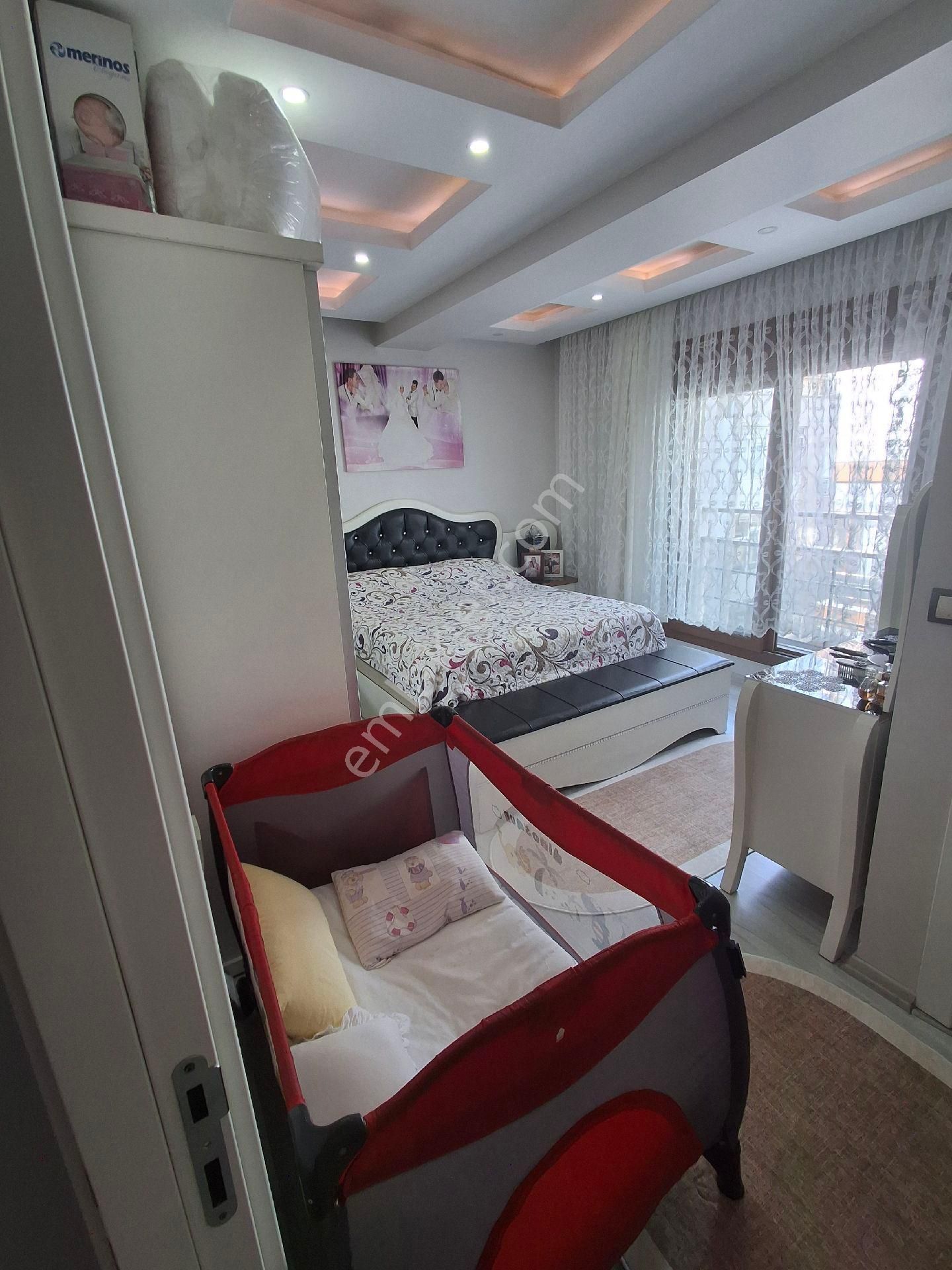 Buca Hürriyet Mahallesinde Satılık Arakat 3+1 Doğalgazlı Geniş Ferah Bir Daire - Görsel 17