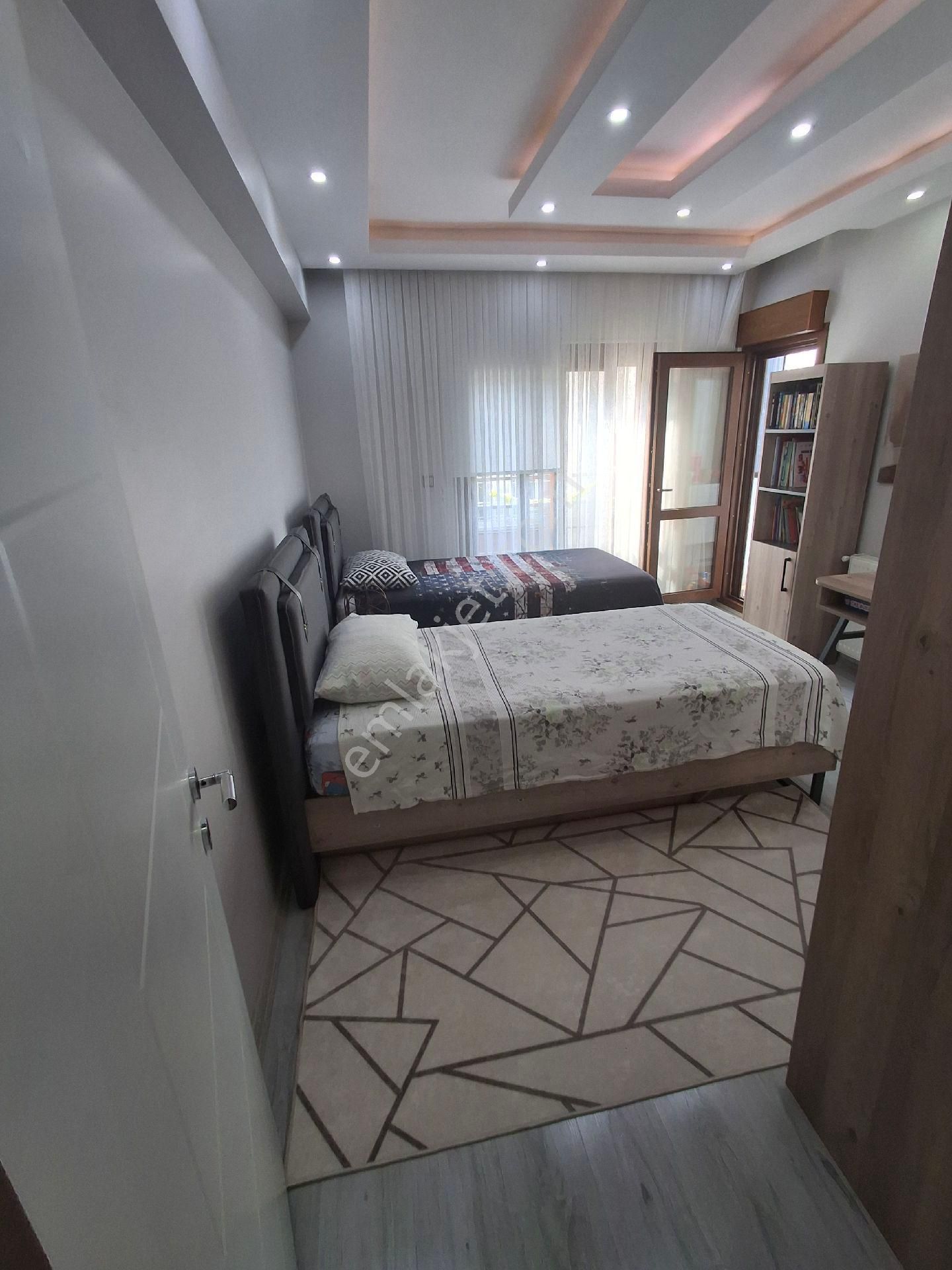 Buca Hürriyet Mahallesinde Satılık Arakat 3+1 Doğalgazlı Geniş Ferah Bir Daire - Görsel 23