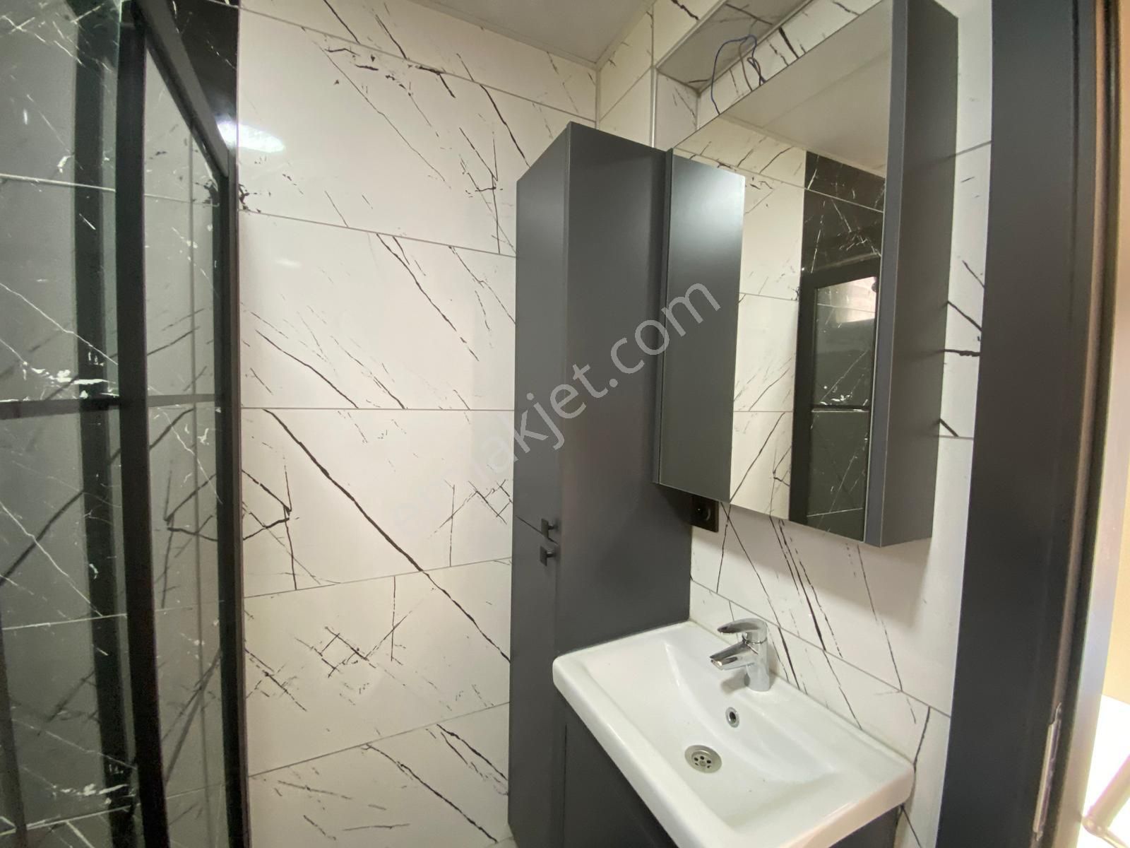 Kuşadası Marina Deniz Manzaralı Dubleks Bahçeli 3+1 Villa - Görsel 12