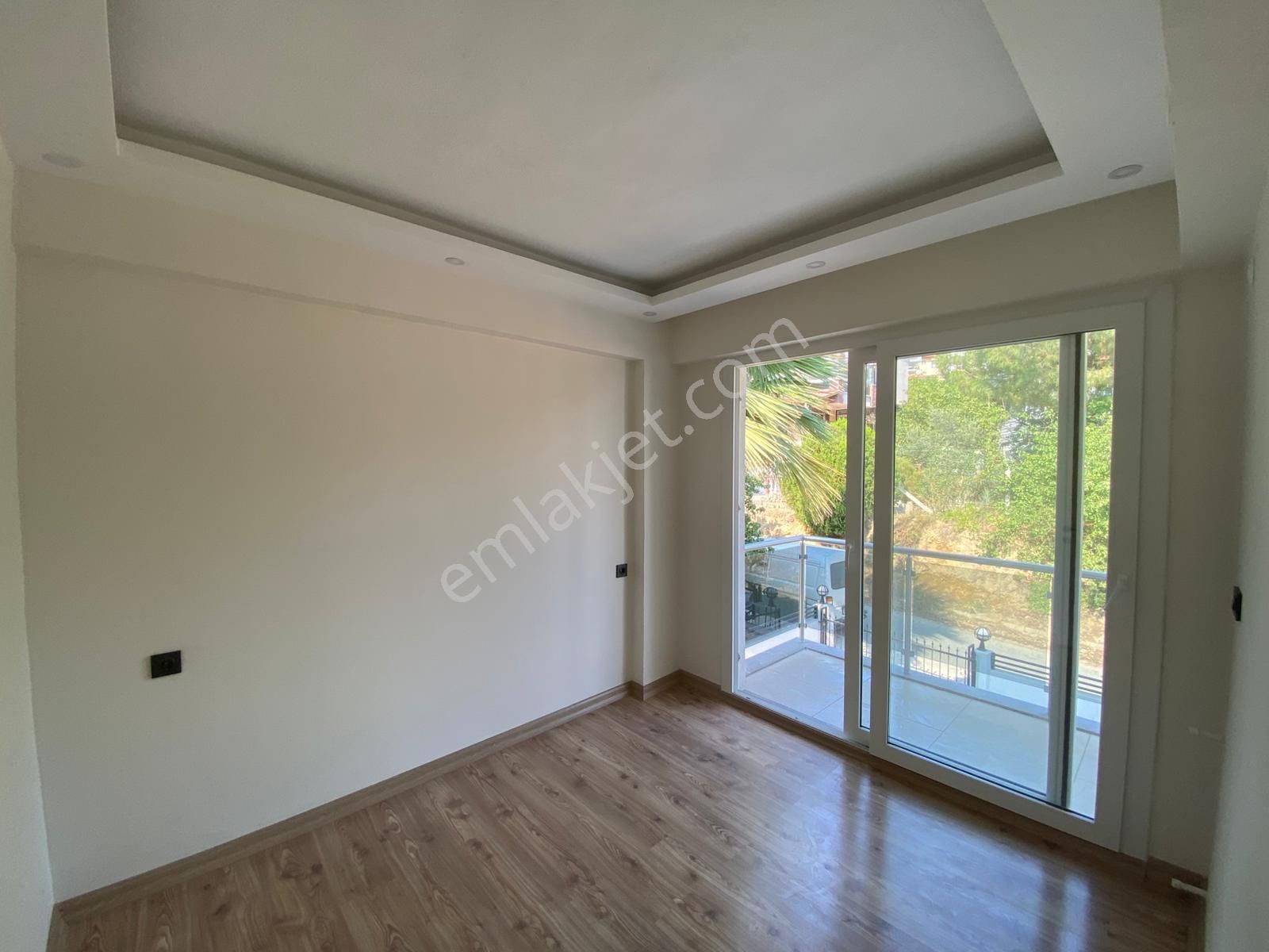 Kuşadası Marina Deniz Manzaralı Dubleks Bahçeli 3+1 Villa - Görsel 7