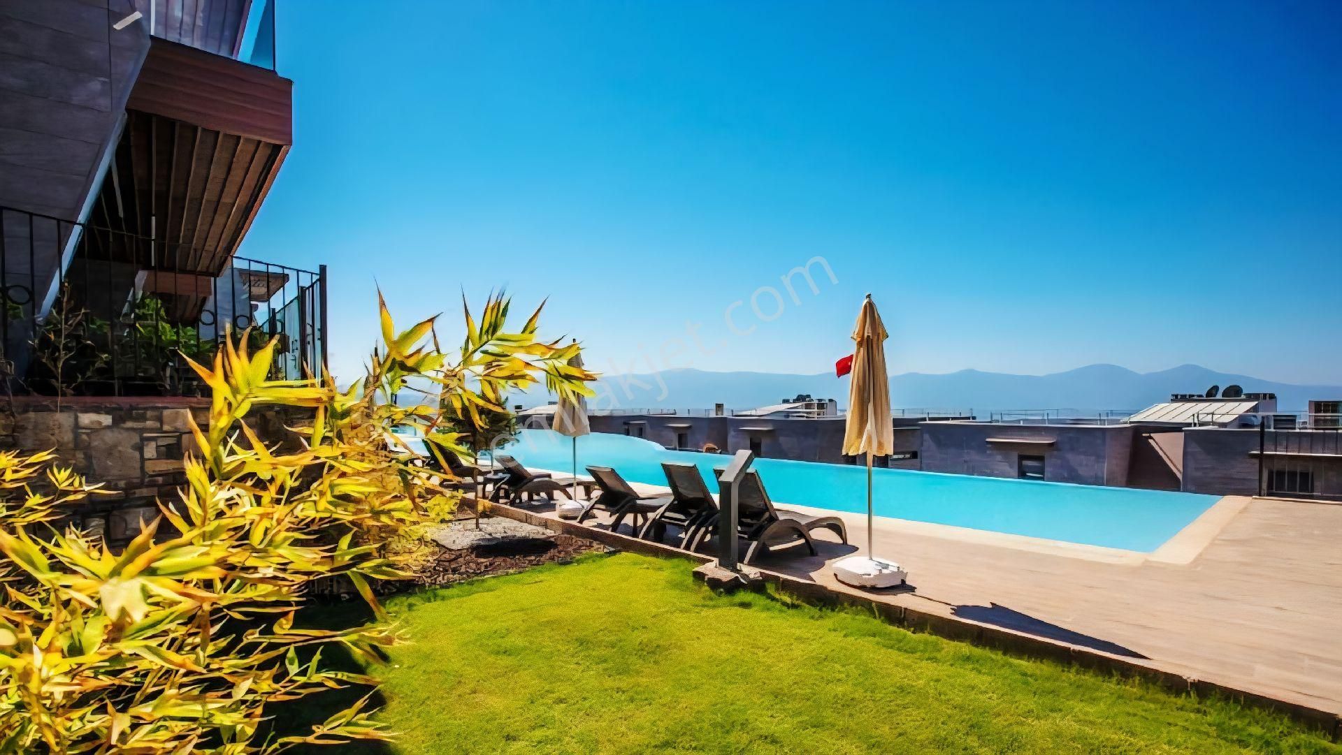 Değirmendere Mevkiinde Ful Deniz Manzaralı Doğalgazlı Ultralux 3+1 140m2 Daireler - Görsel 12