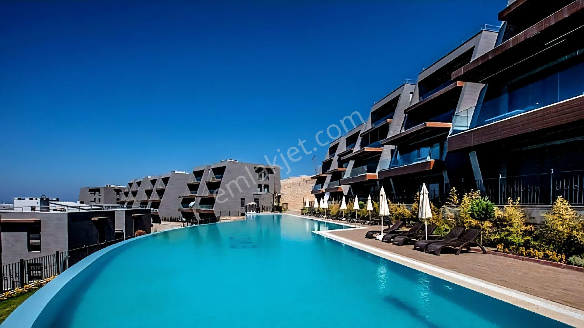 Değirmendere Mevkiinde Ful Deniz Manzaralı Doğalgazlı Ultralux 3+1 140m2 Daireler - Görsel 8