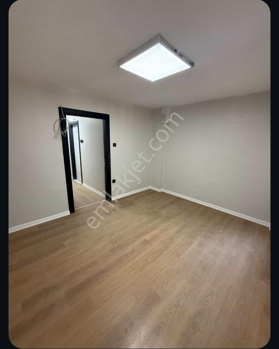 Akşenden Fatih Çapa Odabaşı Hacı Zihnide Full Yapılı 4+1 Bahçe Katı - Görsel 5