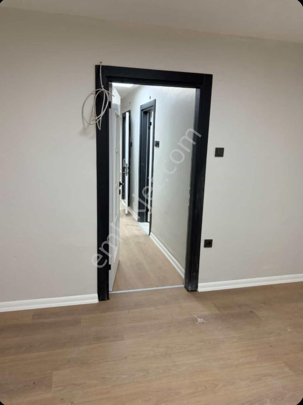 Akşenden Fatih Çapa Odabaşı Hacı Zihnide Full Yapılı 4+1 Bahçe Katı - Görsel 9