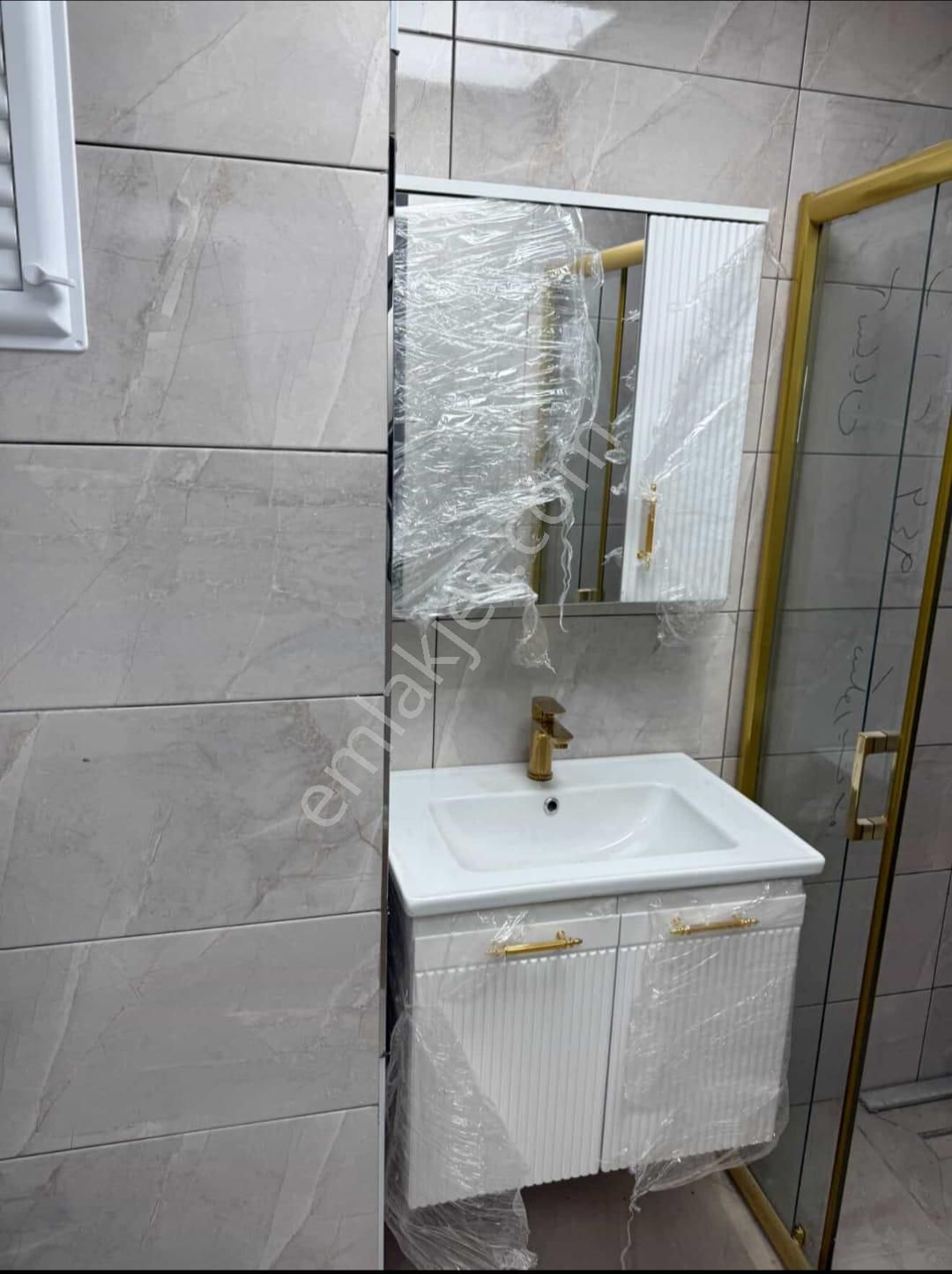 Akşenden Fatih Çapa Odabaşı Hacı Zihnide Full Yapılı 4+1 Bahçe Katı - Görsel 19