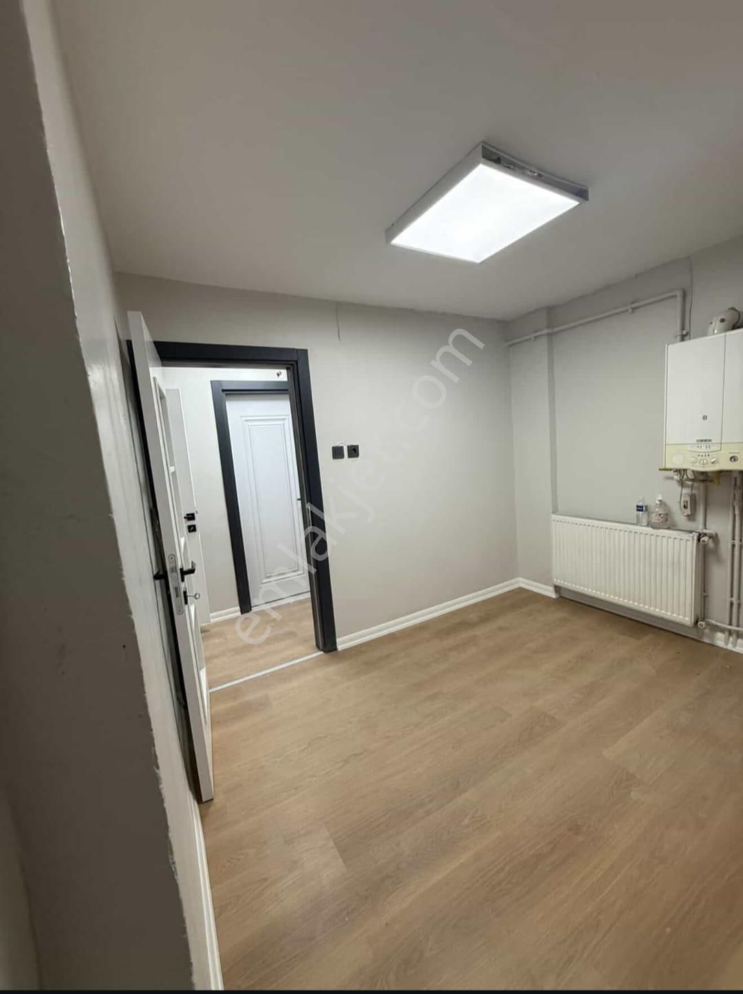 Akşenden Fatih Çapa Odabaşı Hacı Zihnide Full Yapılı 4+1 Bahçe Katı - Görsel 3