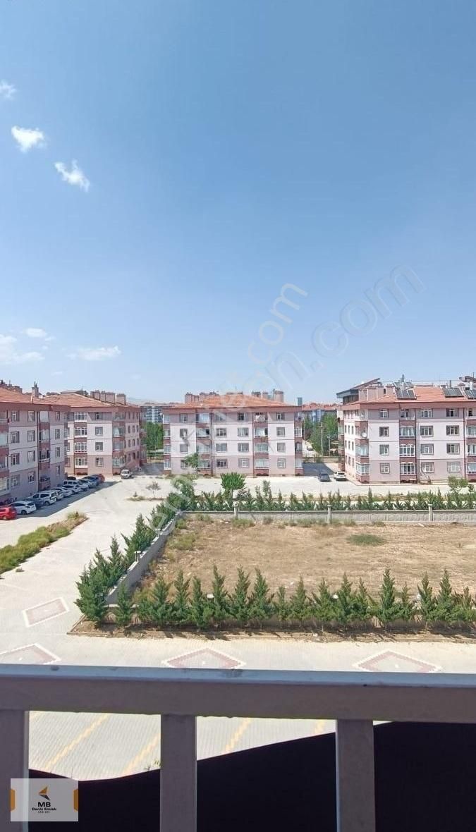 Yazır Mahallesiinde Konum Olarak Mükemmel Yer 3+1 Satılık Daire