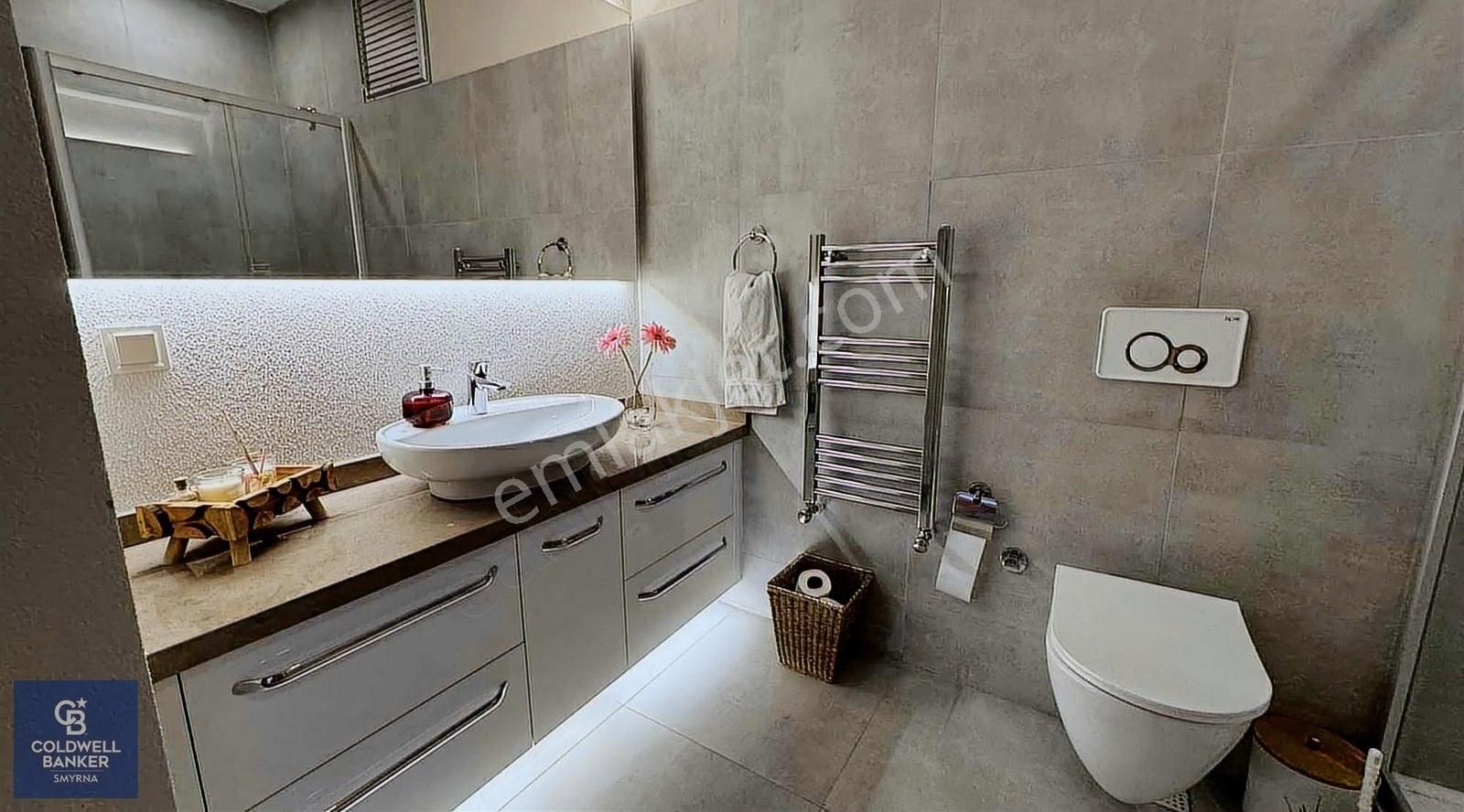 Vizyon 35 Sitesinde Havuz Cepheli 3+1 Daire - Görsel 7