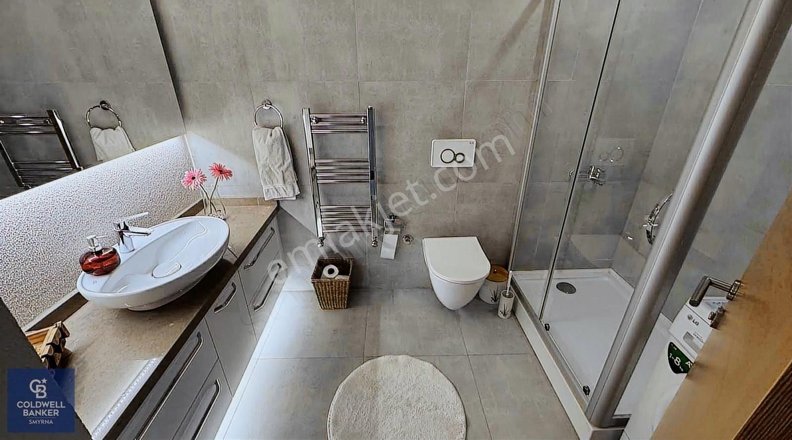 Vizyon 35 Sitesinde Havuz Cepheli 3+1 Daire - Görsel 13