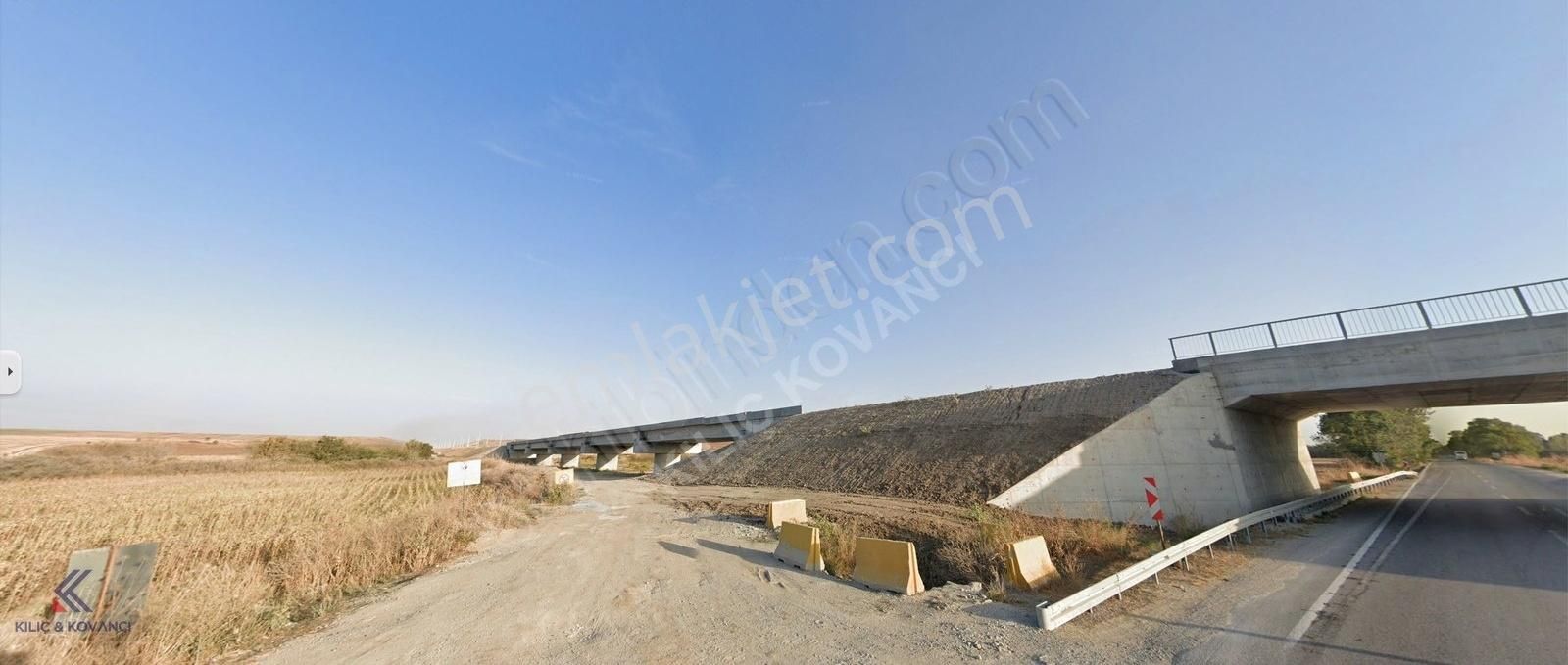 Kılıç Kovancı Babaeski Alpullu Asfalt Üzeri 4990m² Satılık Arazi