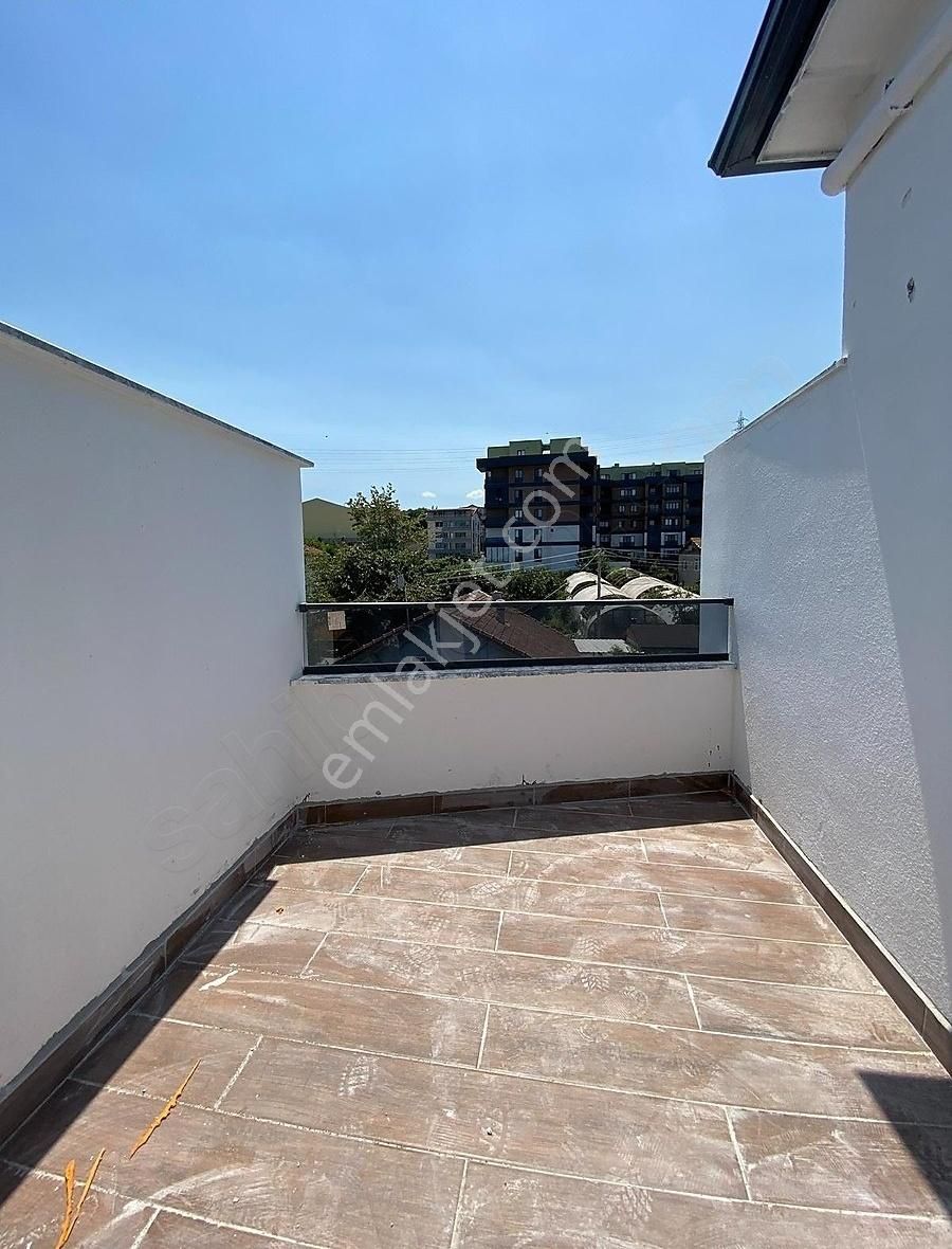 Tınaztepe Caddesinde Satılık 2+1 Çatı Dubleks Daire