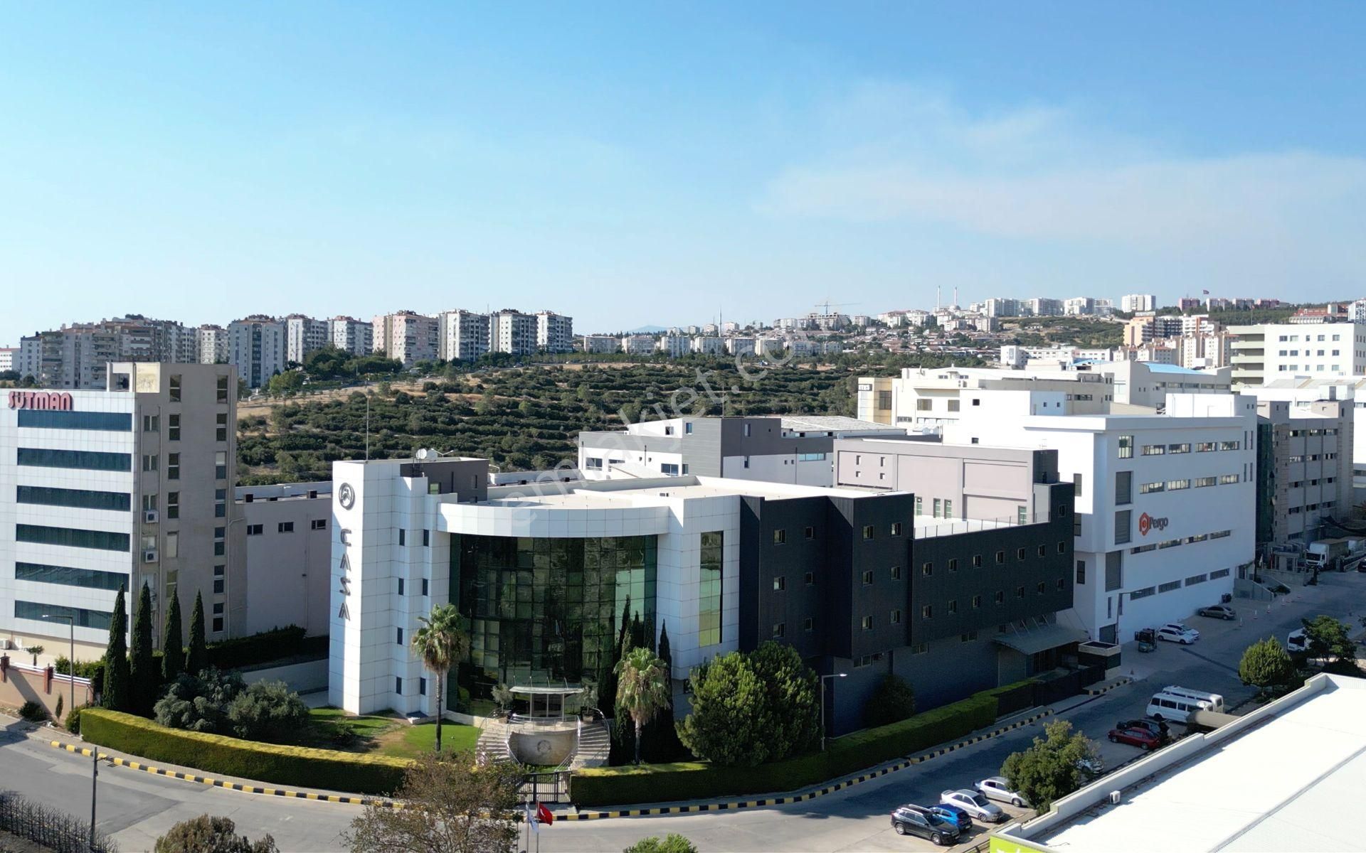 Buca Osb Begos Girişi Müstakil Köşe Konum Kiralık Fabrika