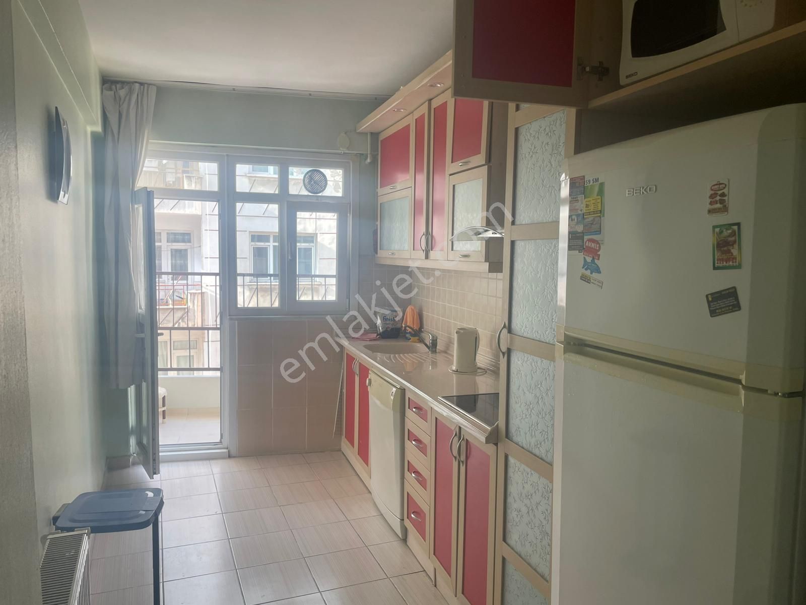 Sahibinden Kiralık Şirinevler Meydanda 2+1 120 M2 Daire