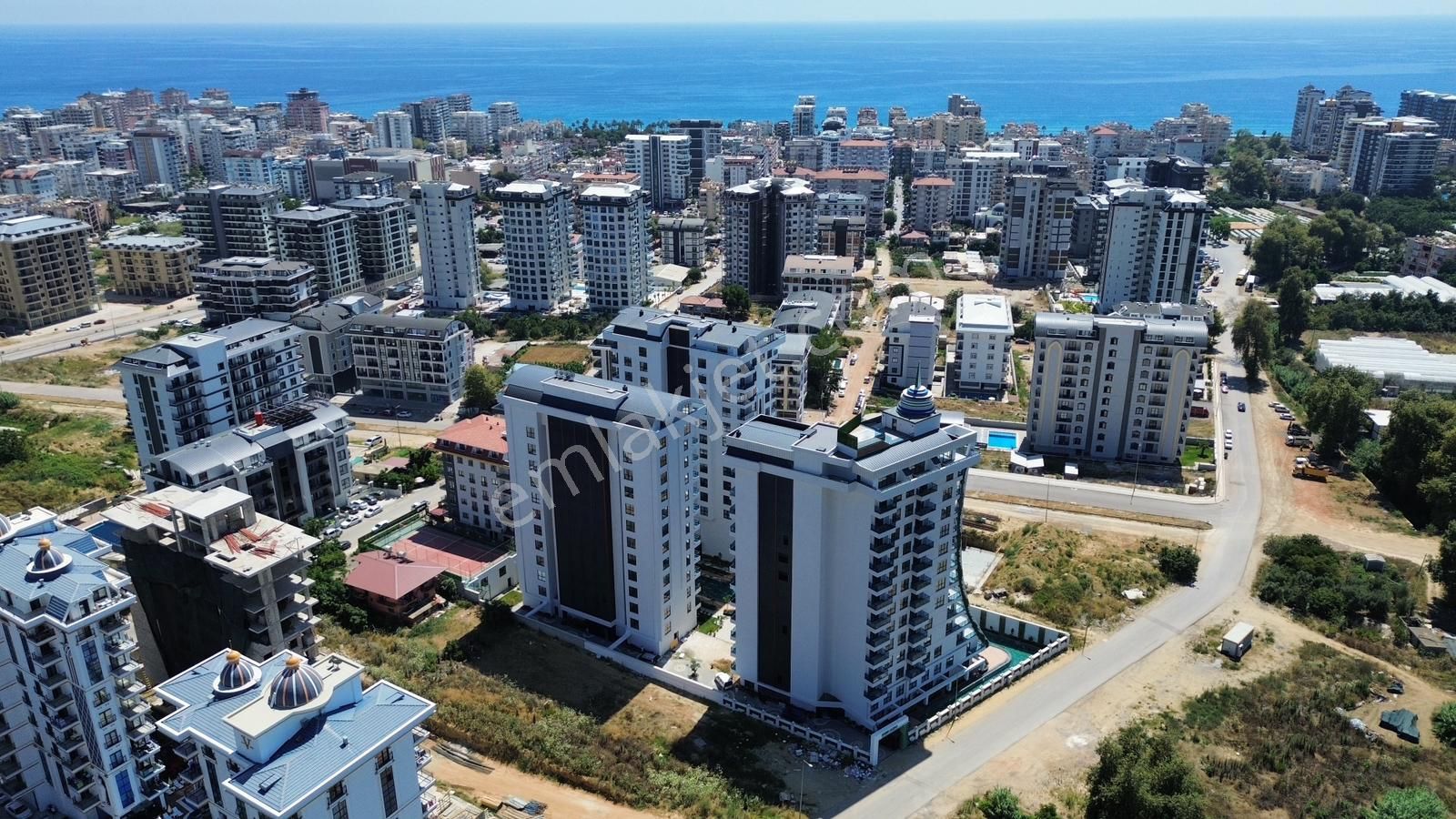 Mahmutlar Mahallesi'nde Ultra Lüks Site İçerisinde 1+1 Kiralık Daireler Green Ocean Sitesi