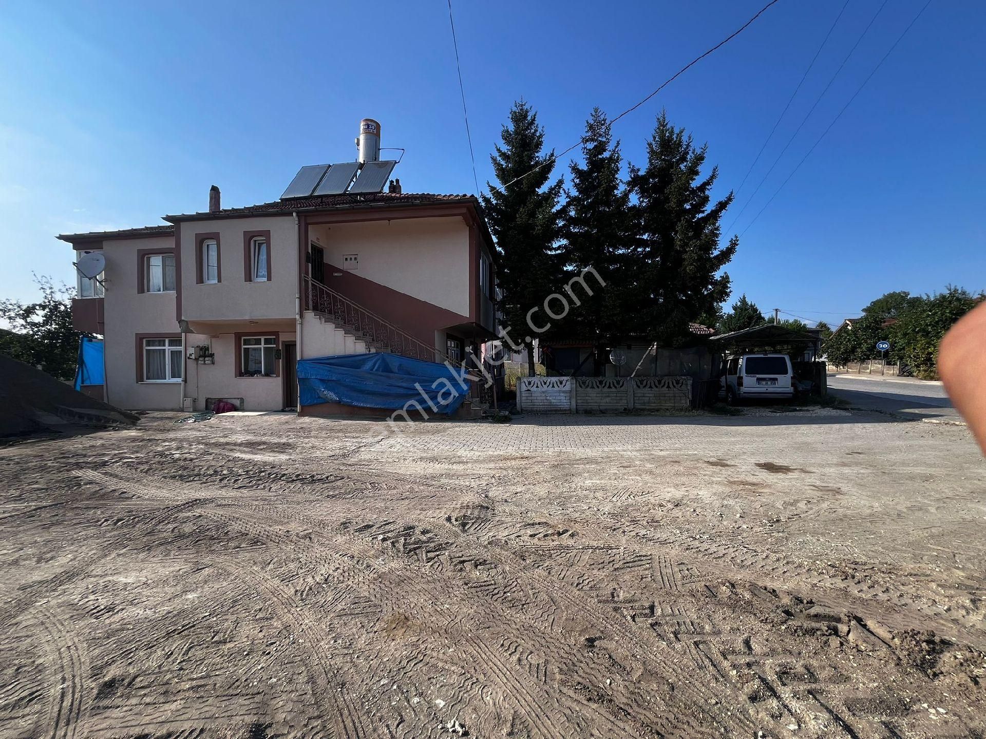 Arsa Mustekil Ev 4 Kat İmarlı Arsa