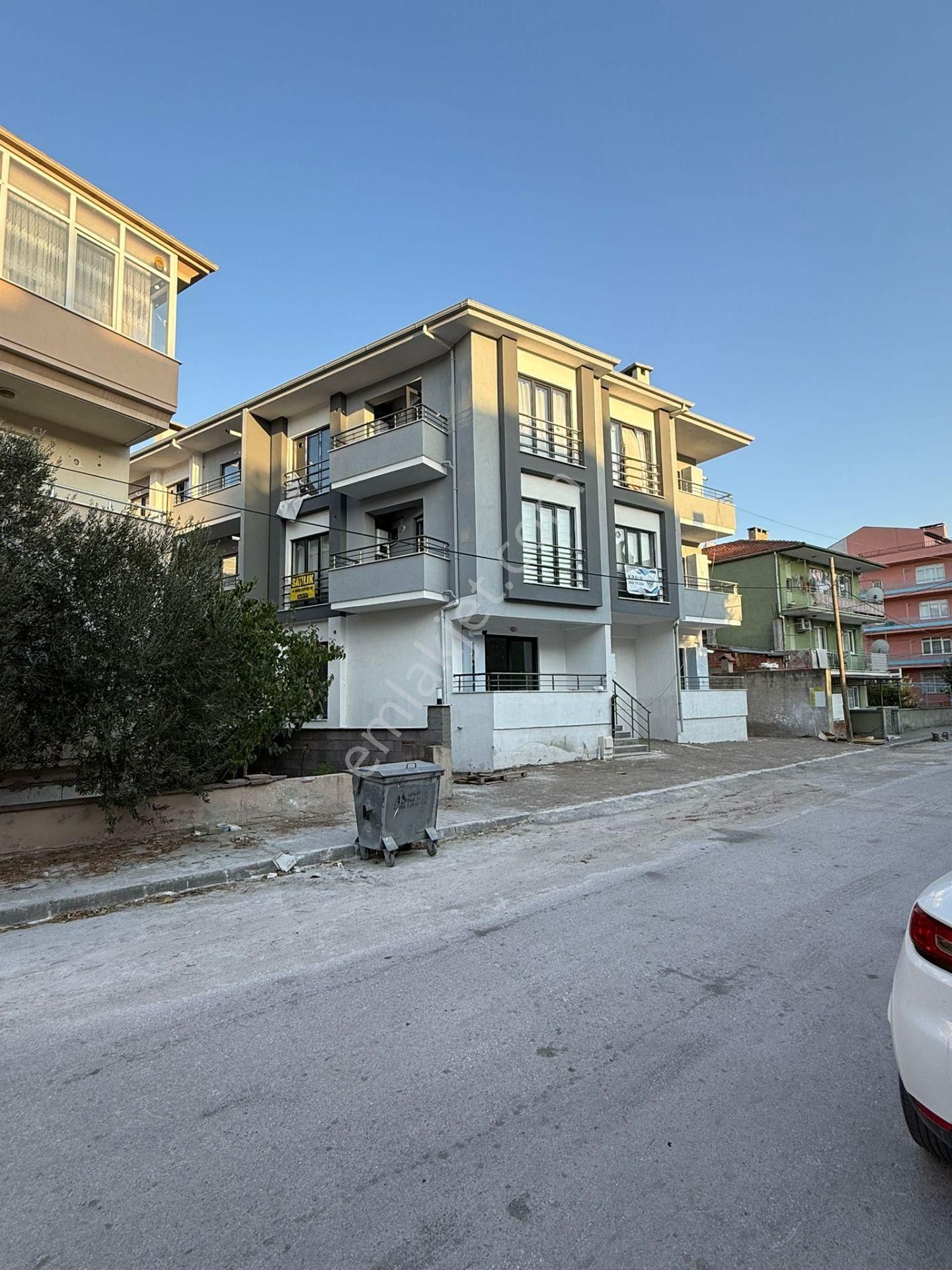 Satılık 1+1 Ara Kat Sıfır Daire Sıfır Eşya Plevne Mah - Görsel 3