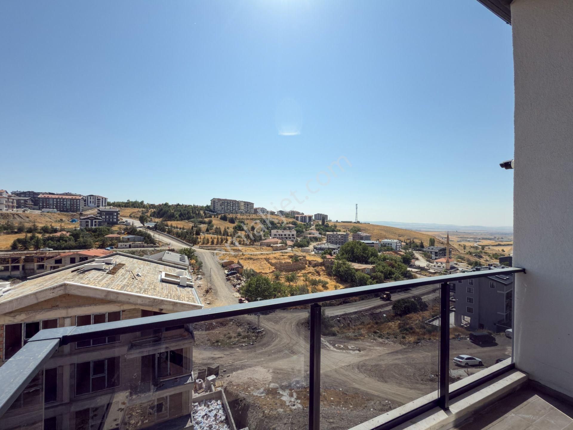 Kızılcaşar'da 2+1 Daire; Yüksek Tavan, Yerden Isıtma, Kapalı Otopark