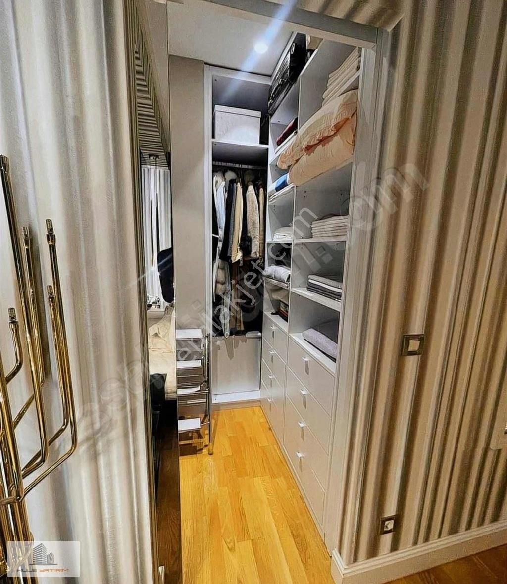 For Sale At Emaar Square 2+1 Apartment, 157 M², Facing Hermès, - Görsel 18