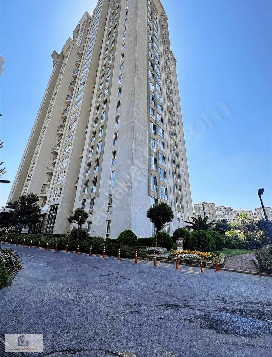 Ağaoğlu My Towerland 3+1 Ebeveynli 189 M2 Balkonlu Güney Boş