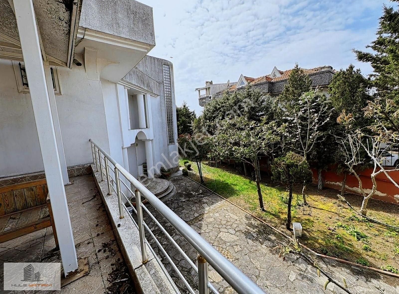 Büyükçekmece 1302 M2 Arsa Alanı İle 7+1 Satılık Havuzlu Villa - Görsel 15