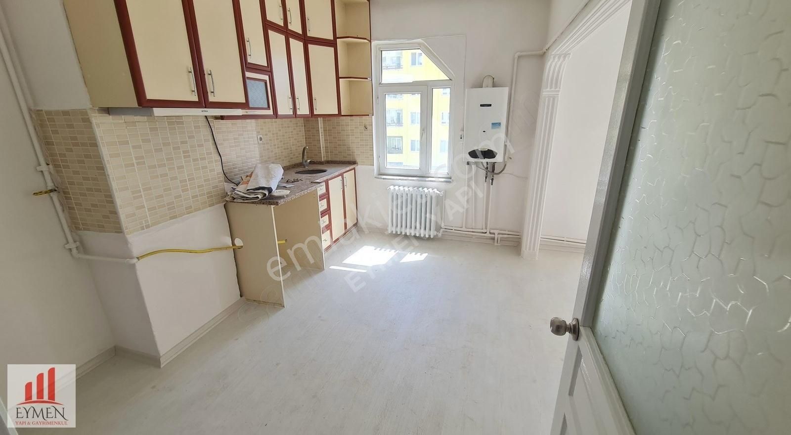 Eymen Yapı.çarşı Merkezde Bahabey Caddesinde Kiralık 2+1 Daire