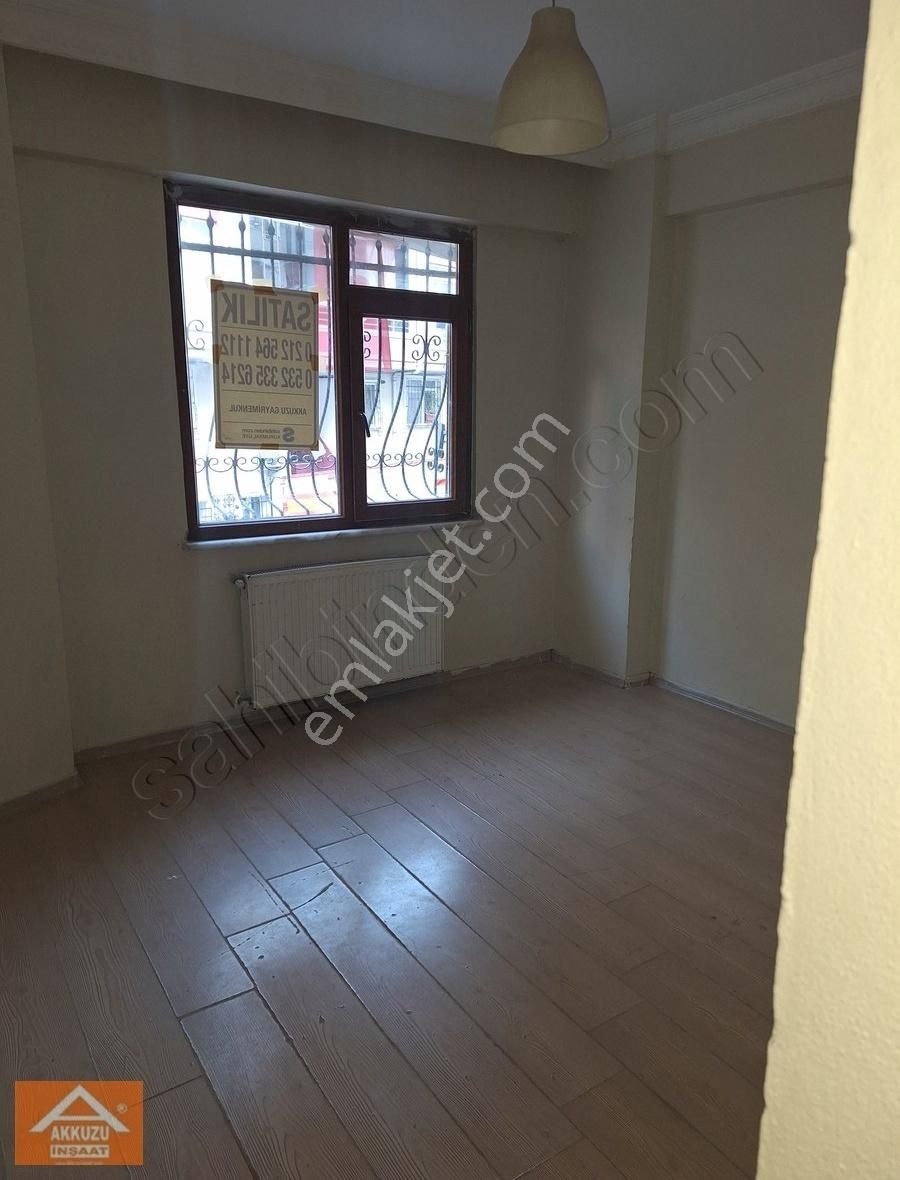 Eyüp İslambey Göztepe Sokakta 1+1 Kot2 Daire Akkuzu'dan!!!
