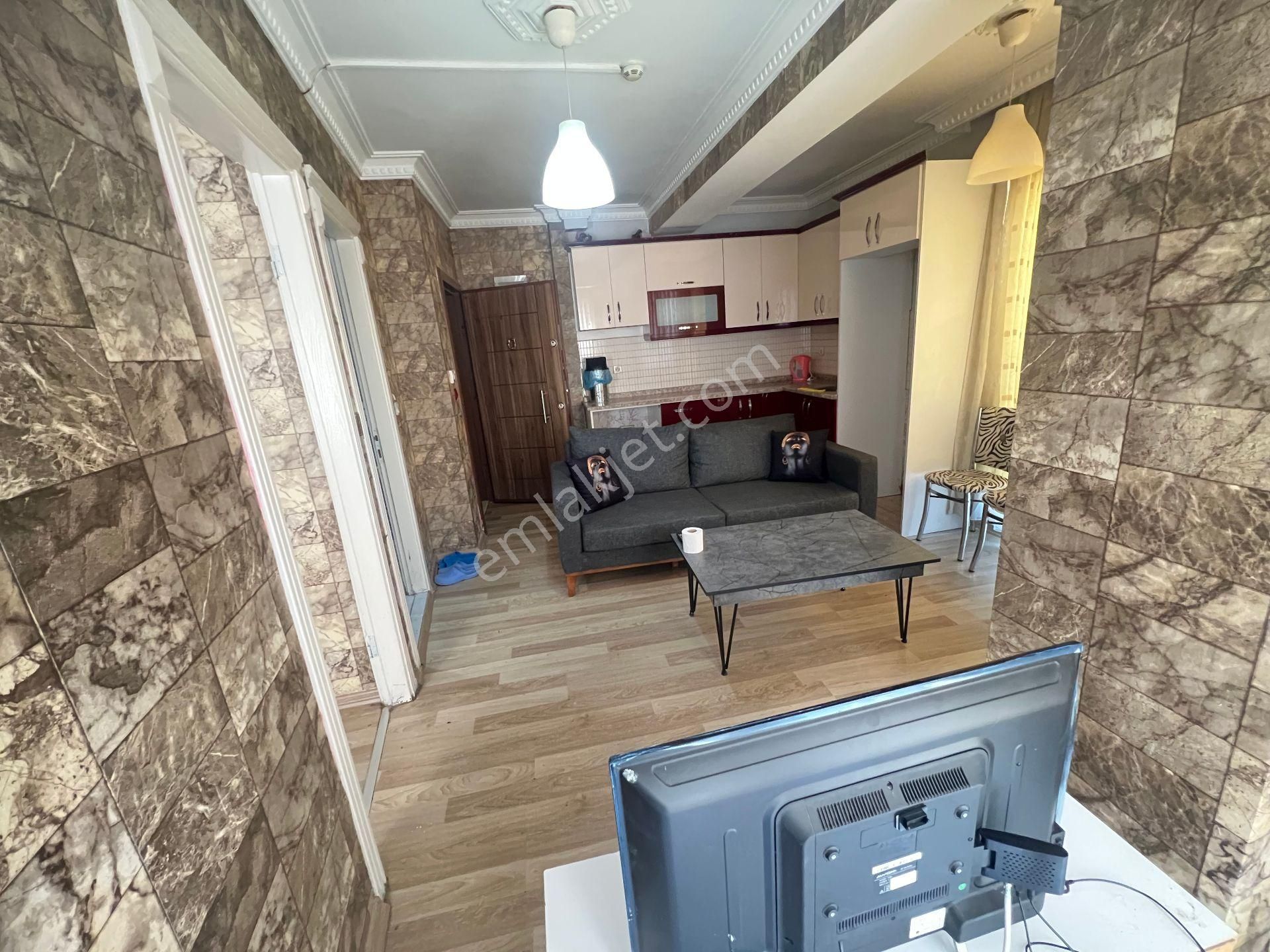 !!! Buca Kadın Doğum Hastanesine Yakın Günlük Kiralık Daireler!!!