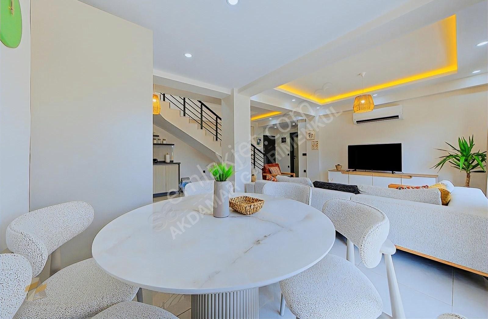 Kargı Oteller Bölgesinde Havuzlu Saunalı Lüks Villa - Görsel 2