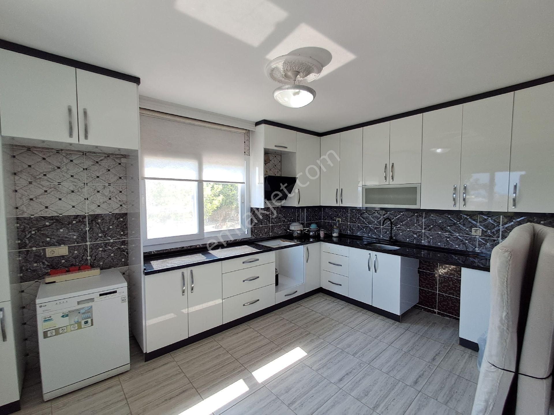 Karataş'ta Lux Deniz Manzaralı 1 Dönüm Arsa Üstüne Kurulu 2 Katlı 2 Daire Satılık Müstakil Ev - Görsel 20